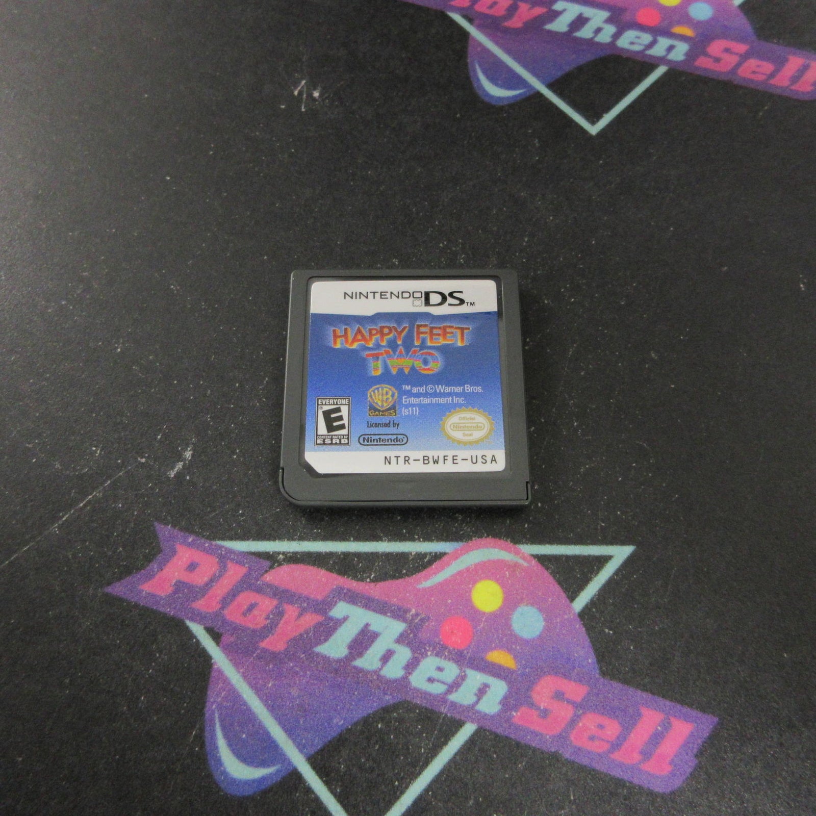 Happy Feet Two The Videogame Nintendo DS AD Complete CIB - (See Pics)