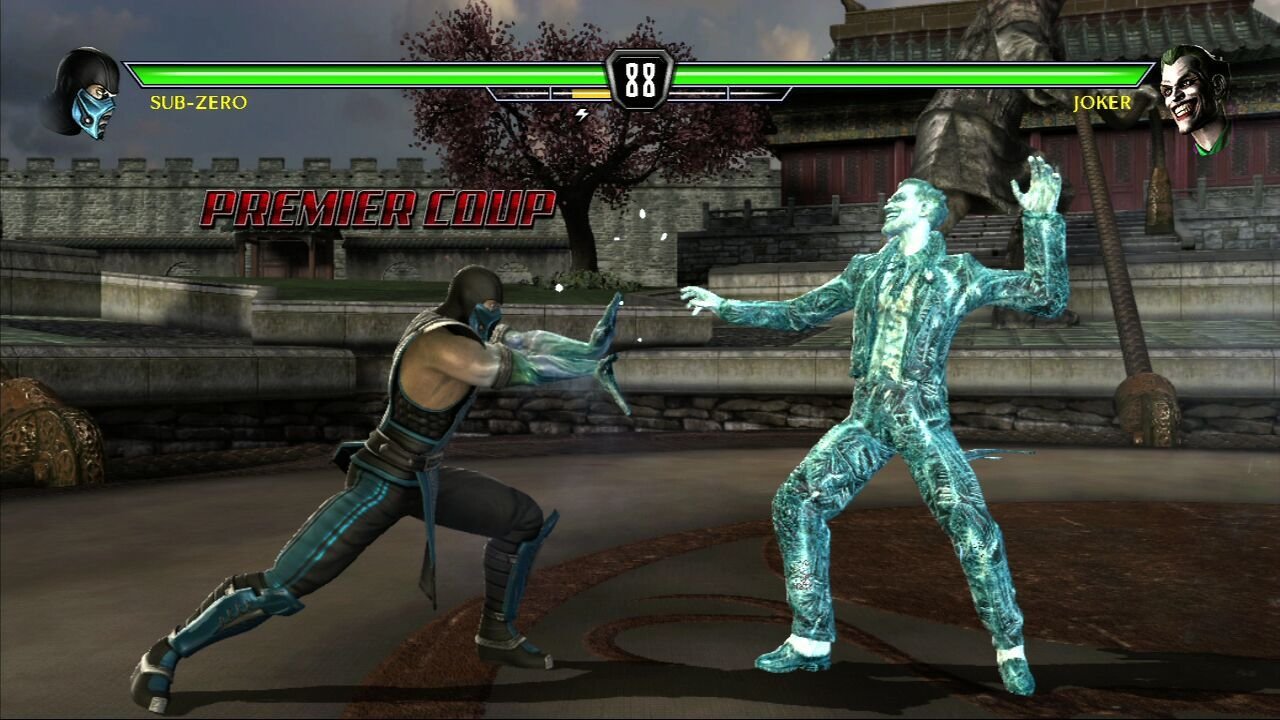 Mortal Kombat vs. DC Universe Xbox 360 Platinum Hits - Very Good