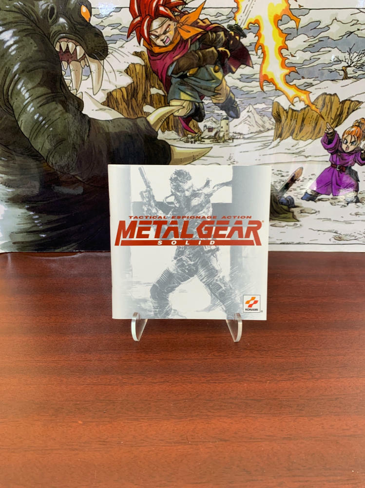 Metal Gear Solid PC 2 Discs w/ Manual - Acceptable