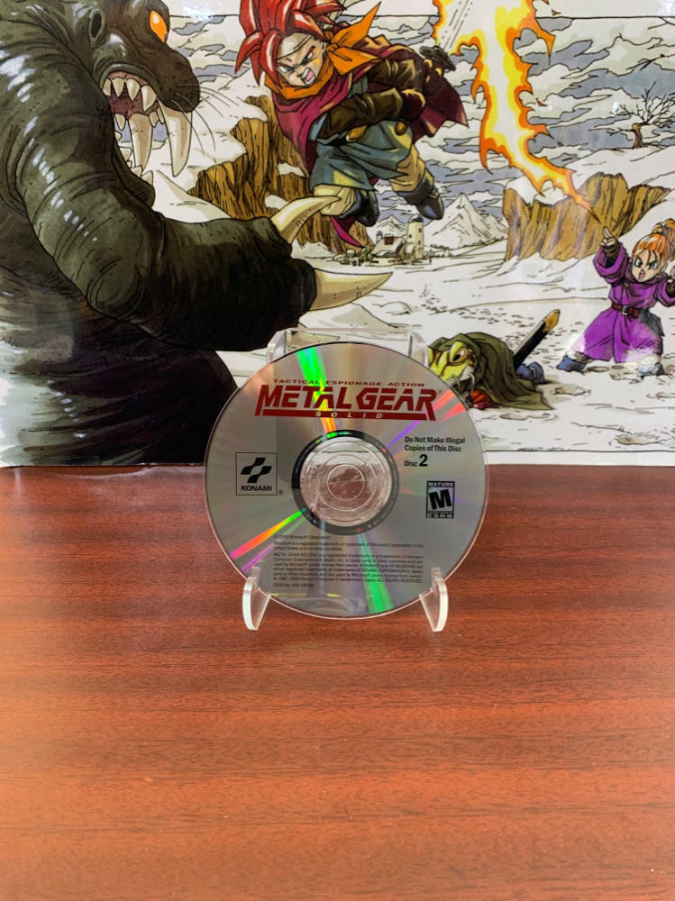 Metal Gear Solid PC 2 Discs w/ Manual - Acceptable