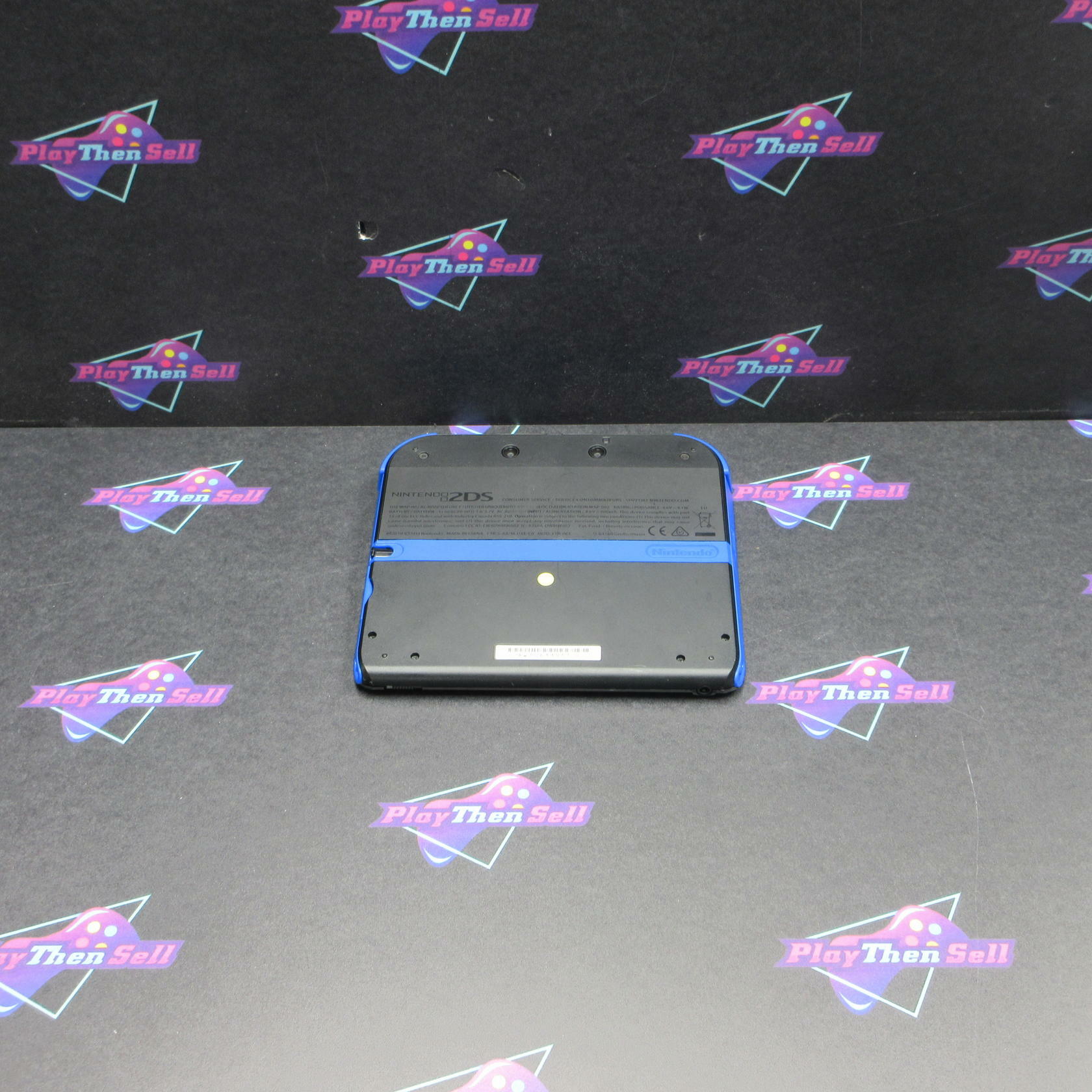 Nintendo 2DS Console - Electric Blue - Boxed - See Pics - Good