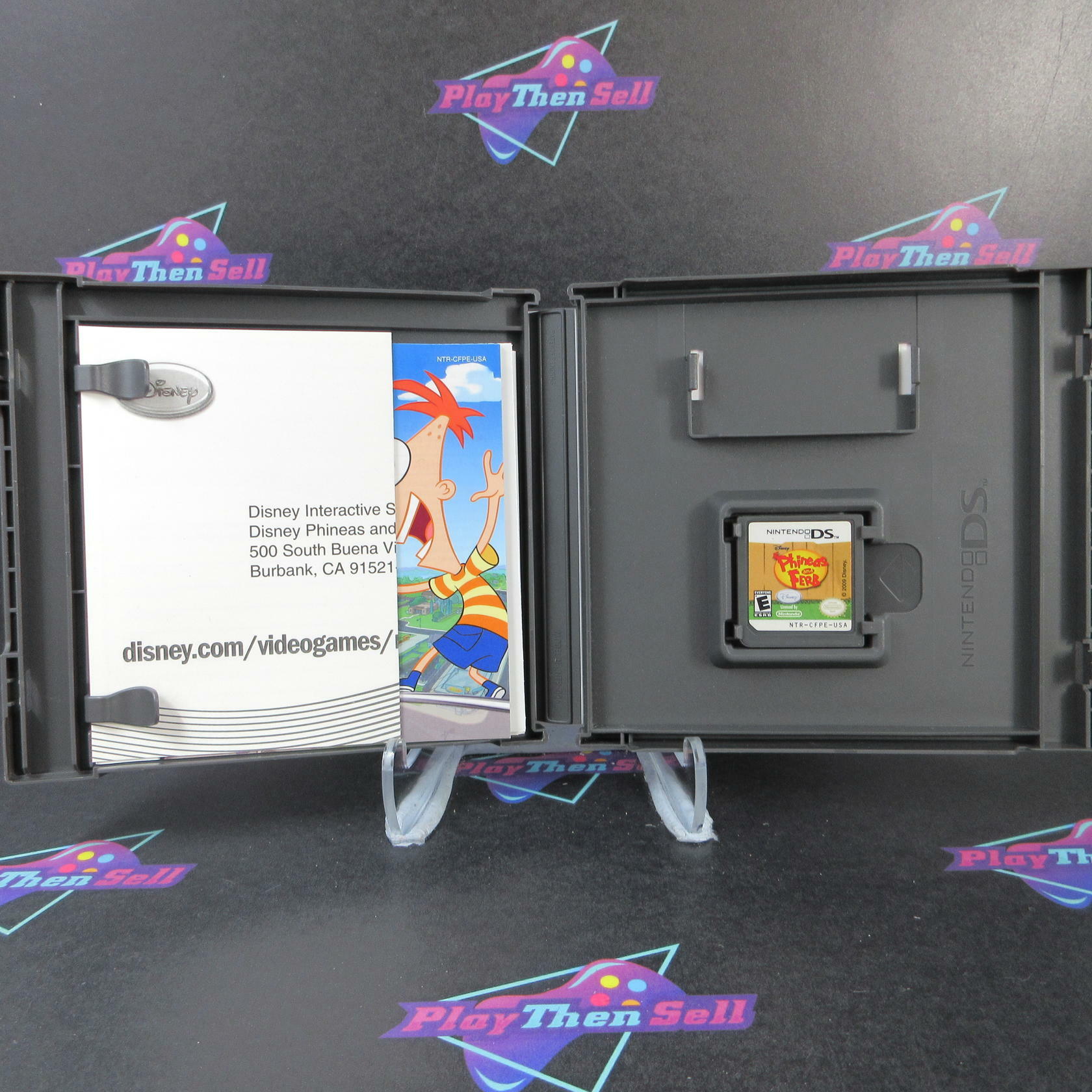 Phineas and Ferb Nintendo DS + Reg Card - Like New