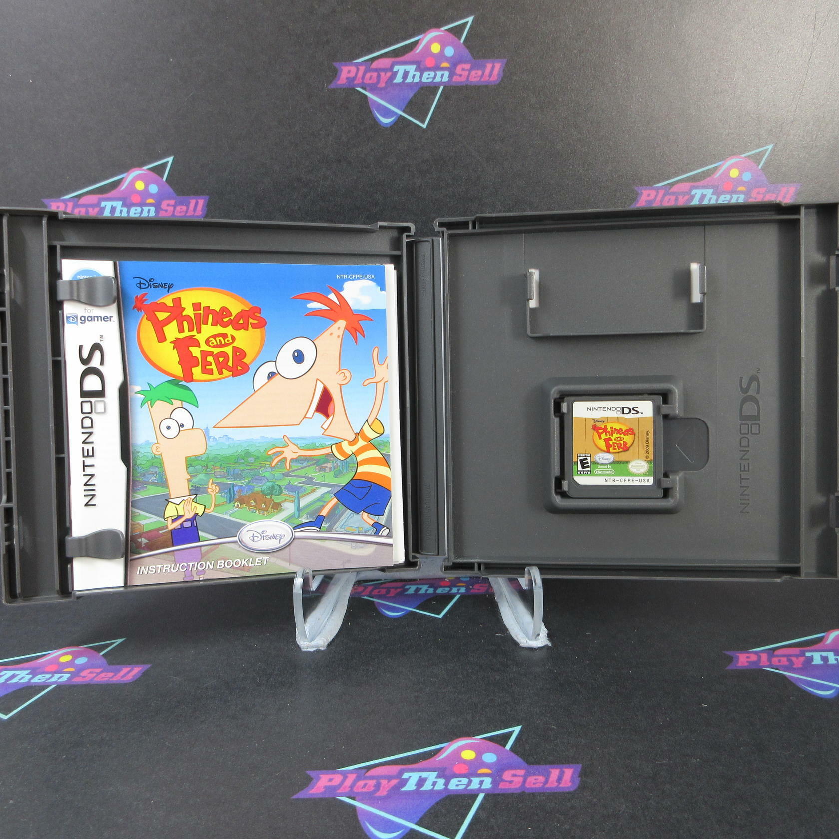 Phineas and Ferb Nintendo DS + Reg Card - Like New