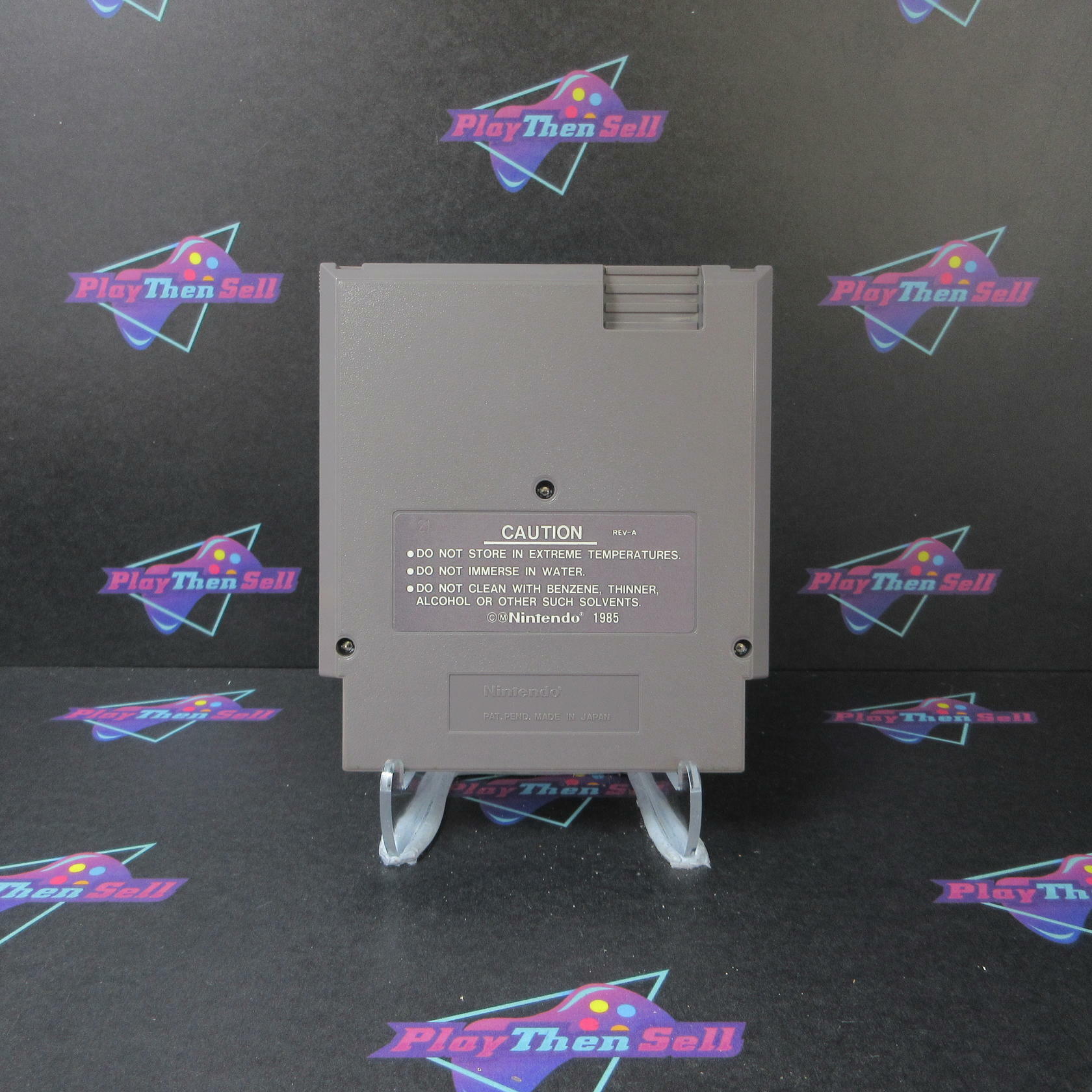 Adventure Island II Nintendo NES Cartridge Authentic / Tested - Very Good