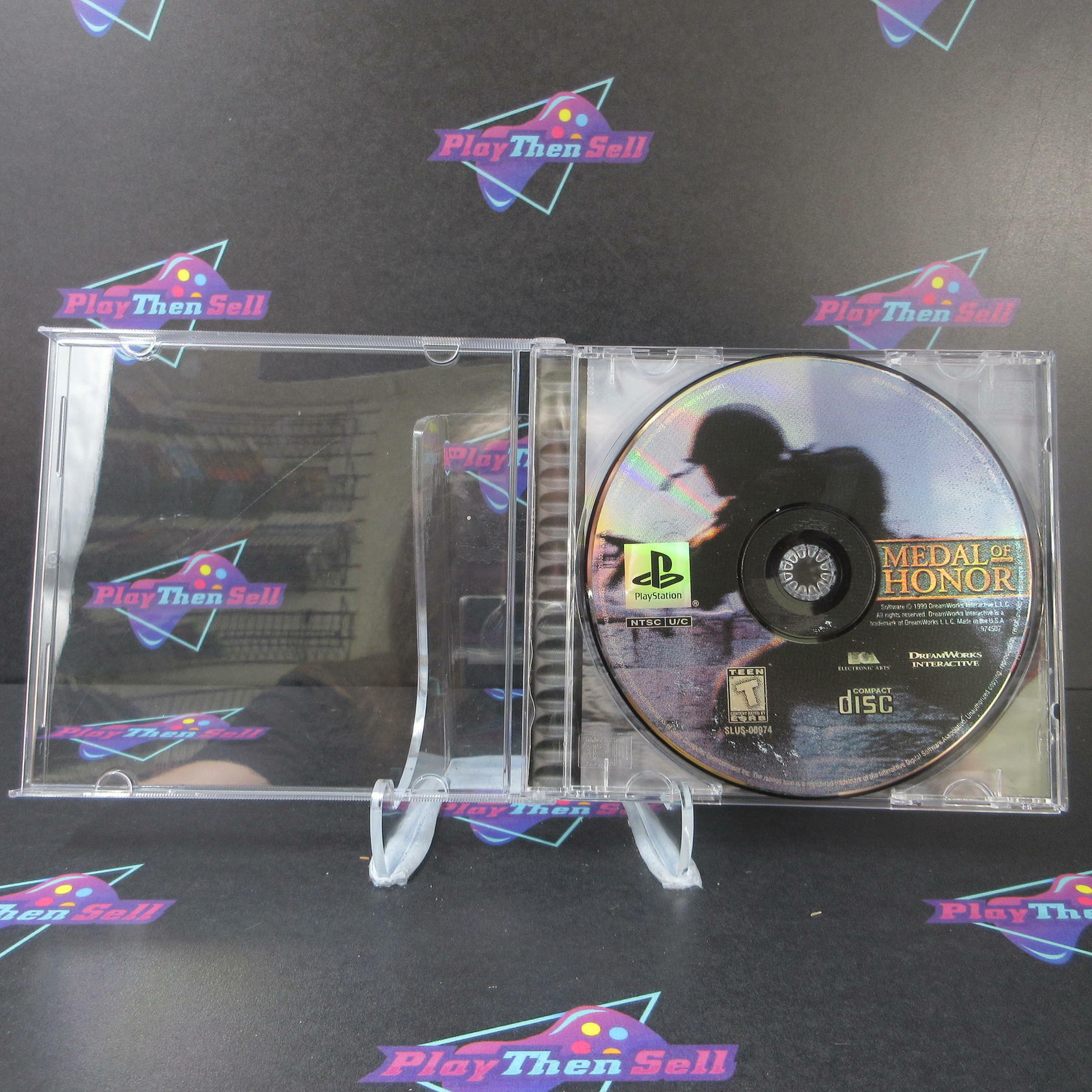 Medal Of Honor PS1 PlayStation 1 AD/NM - Very Good