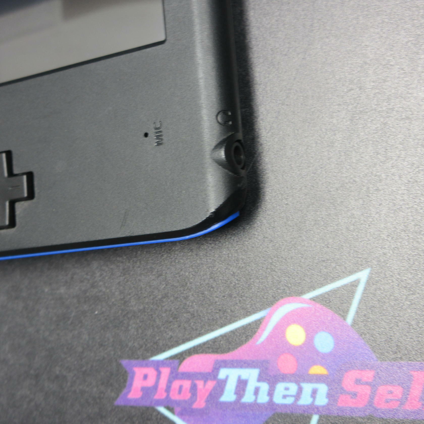 Nintendo 2DS Console - Electric Blue - Boxed - See Pics - Good