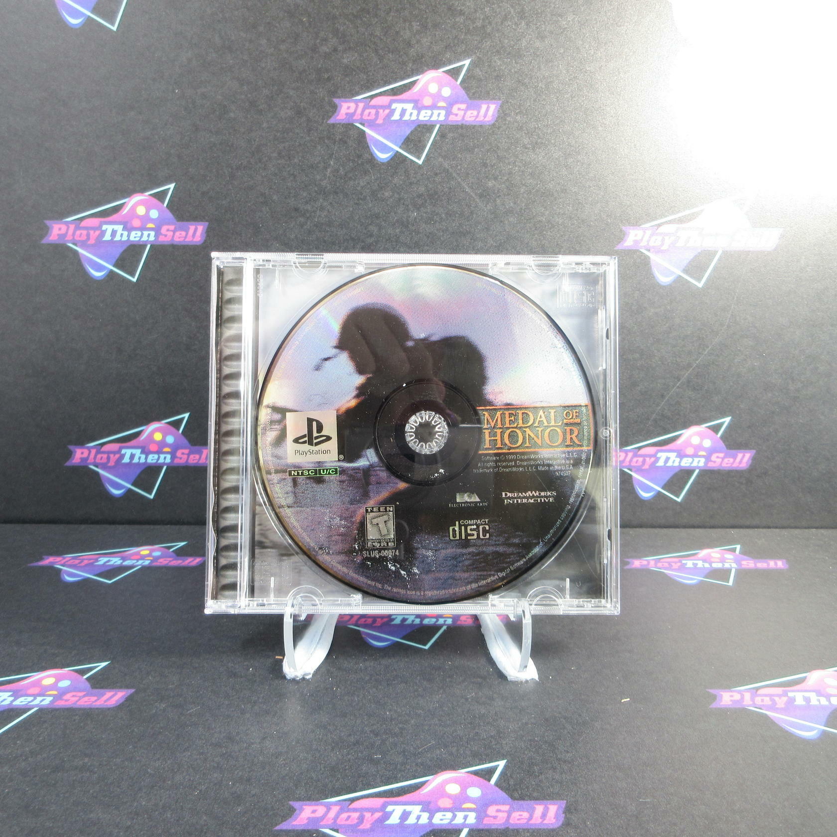 Medal Of Honor PS1 PlayStation 1 AD/NM - Very Good
