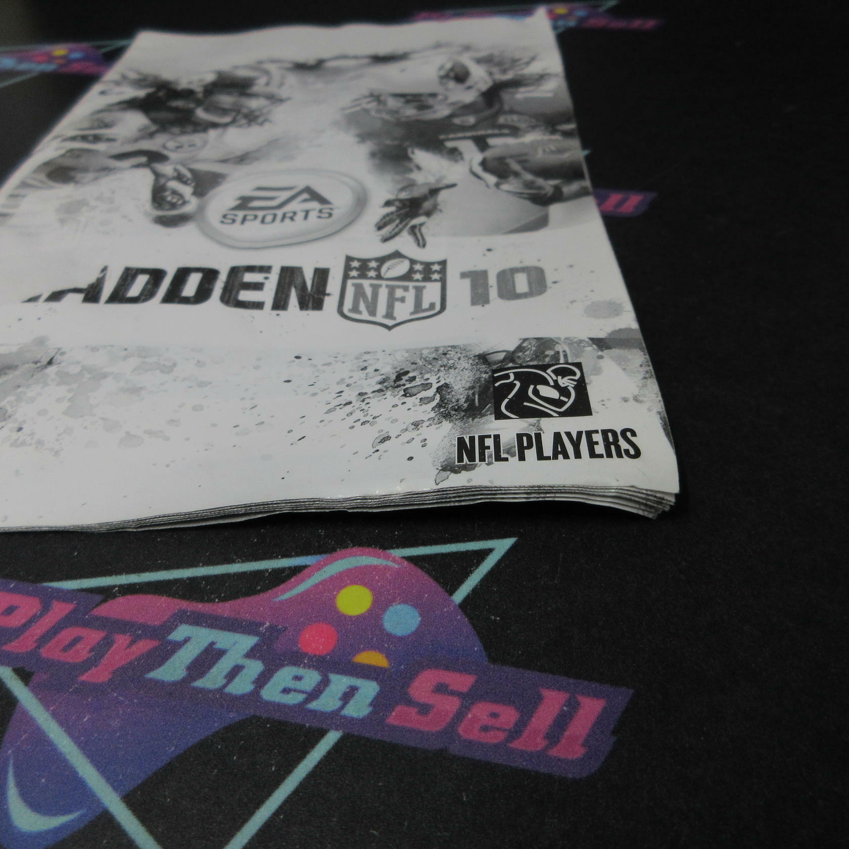 Madden NFL 10 PS2 PlayStation 2 AD/MD Complete CIB - Very Good