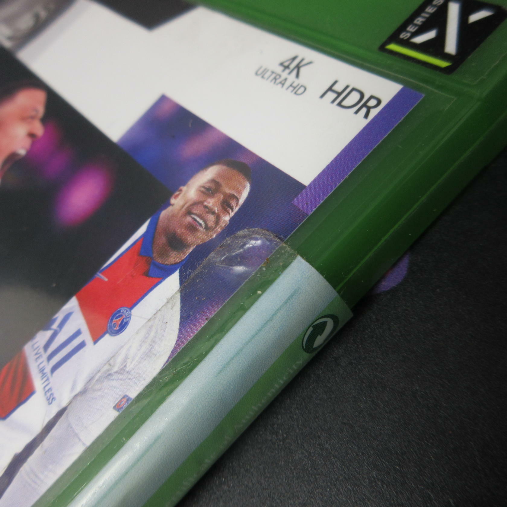 FIFA 21 Xbox One - Side Sealed - Like New