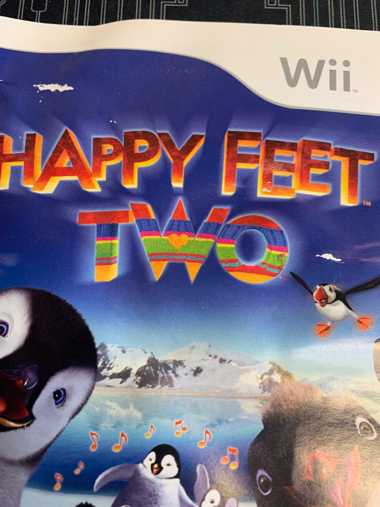 Happy Feet Two Nintendo Wii MD Complete CIB - Very Good