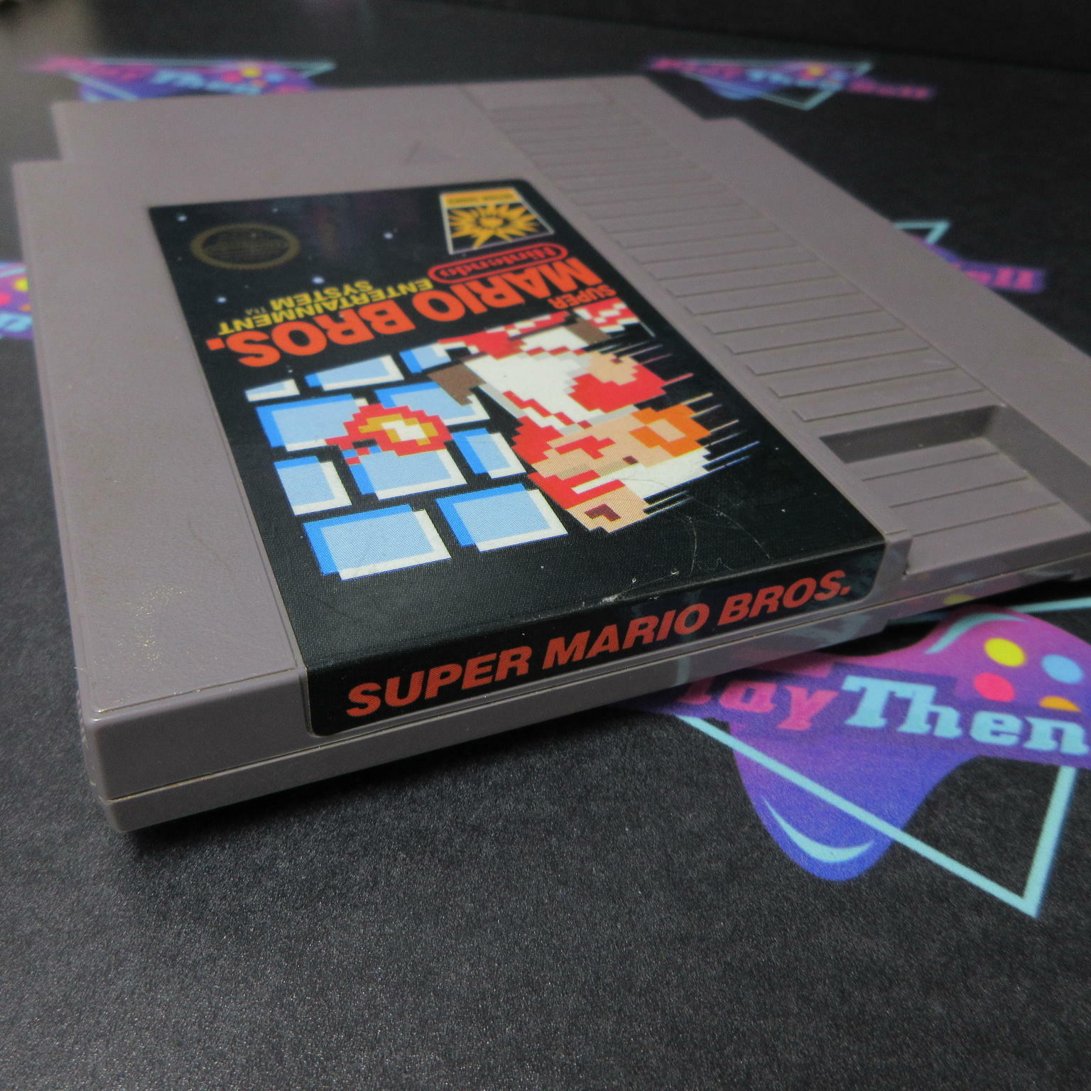 Super Mario Bros 5 Screw Circle Seal Nintendo NES Cartridge Only - Very Good
