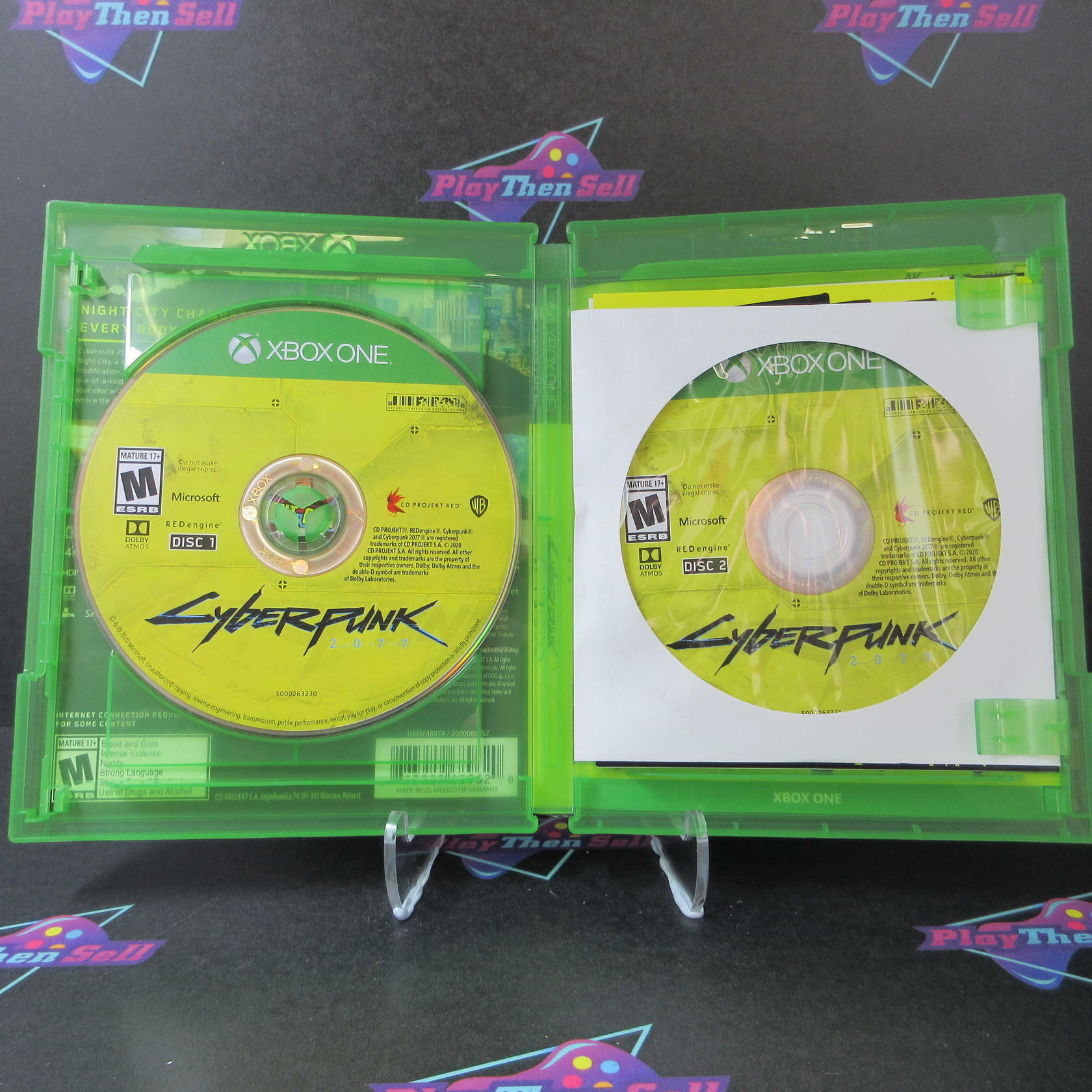 Cyberpunk 2077 Xbox One + Sleeve/Stickers/Map - Like New