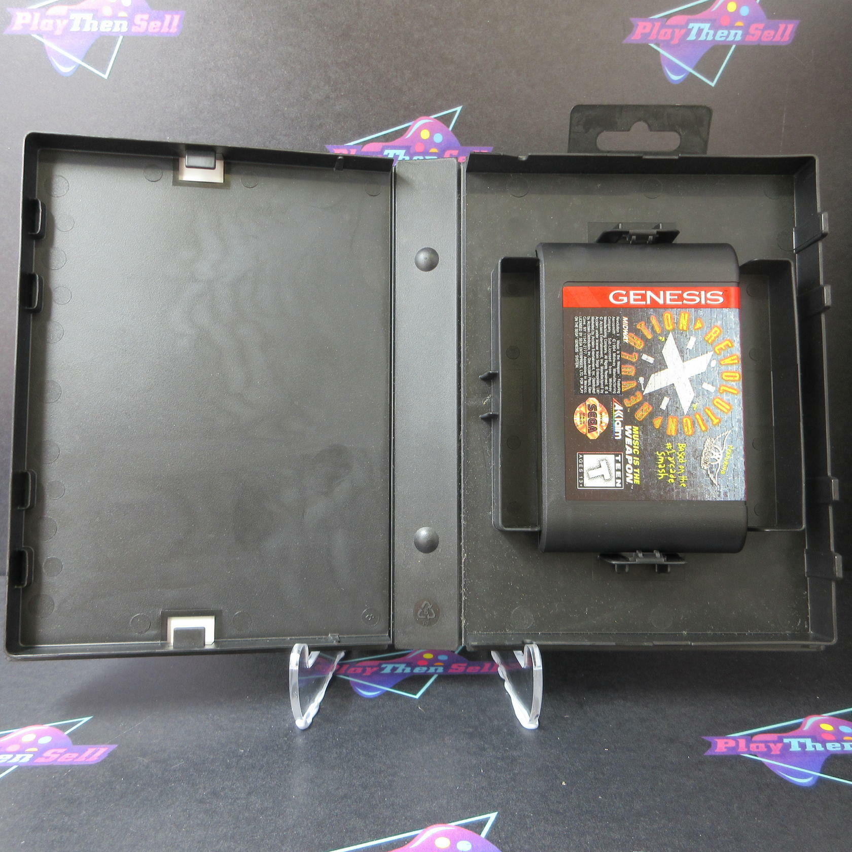 Revolution X Sega Genesis Boxed NM - Very Good