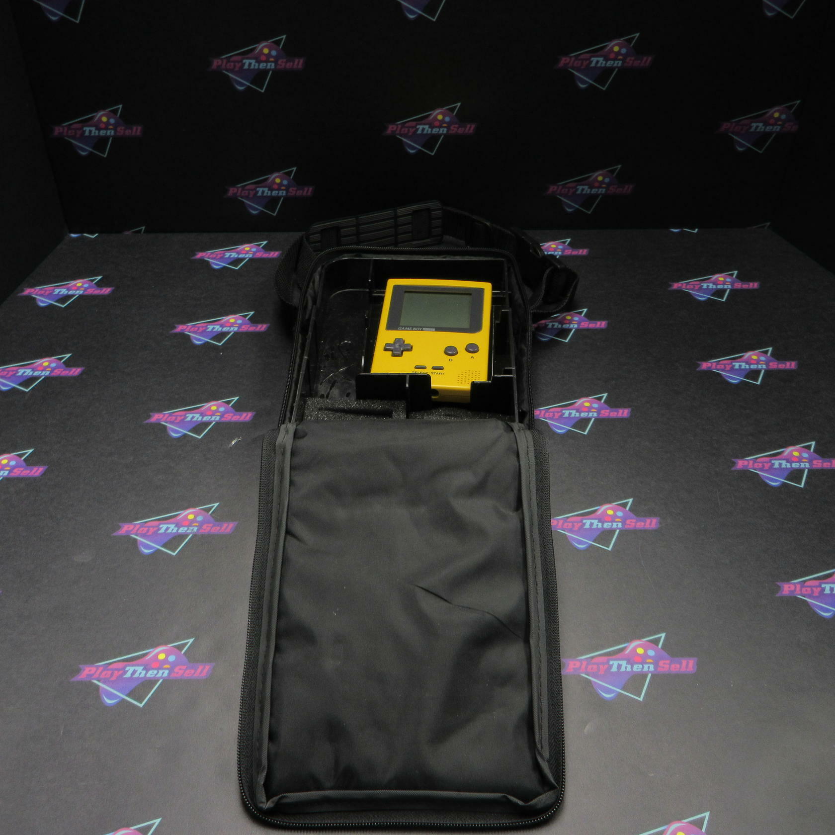 Nintendo Game Boy Pocket Yellow MGB-001 Handheld Console + Carrying Bag Tested - Good