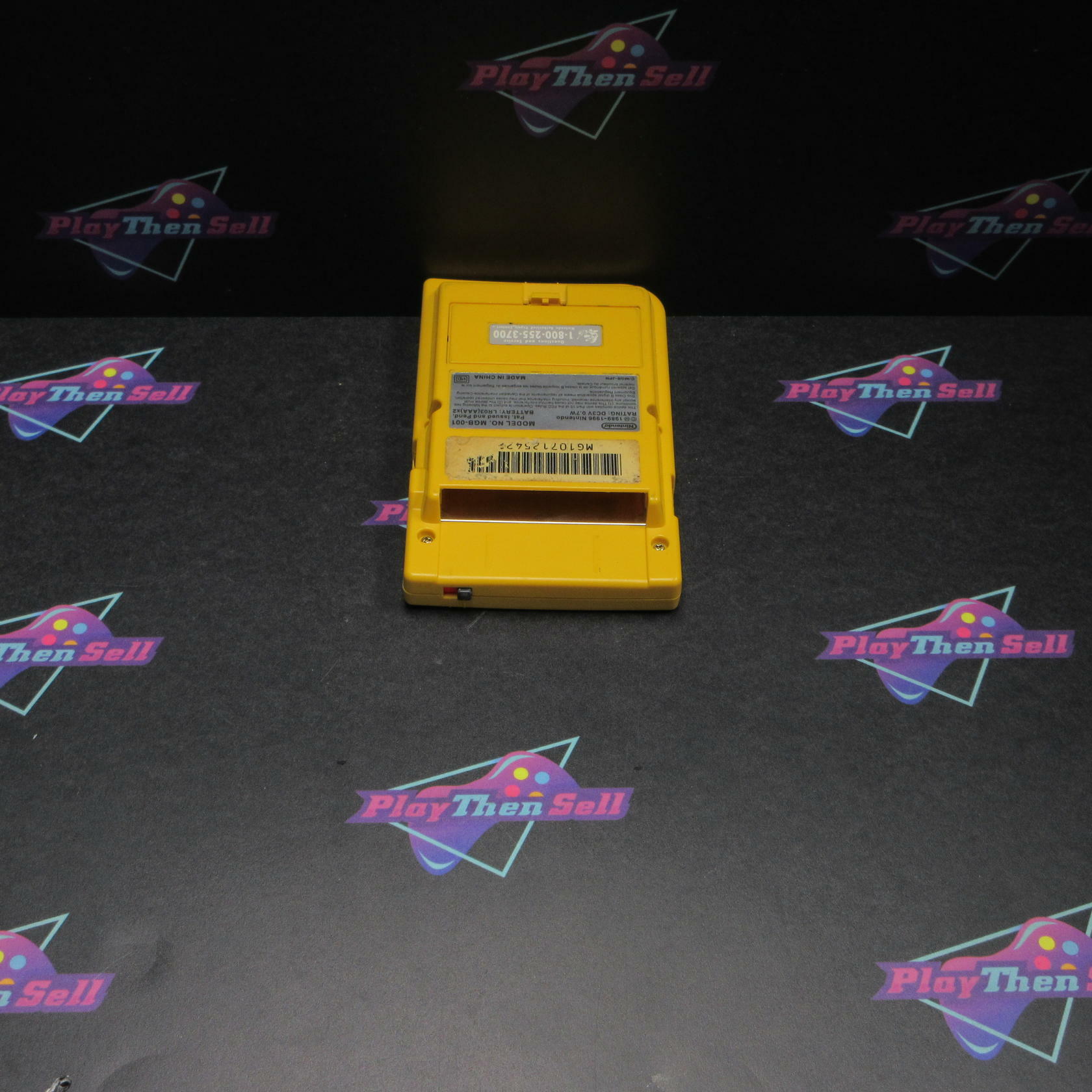 Nintendo Game Boy Pocket Yellow MGB-001 Handheld Console + Carrying Bag Tested - Good