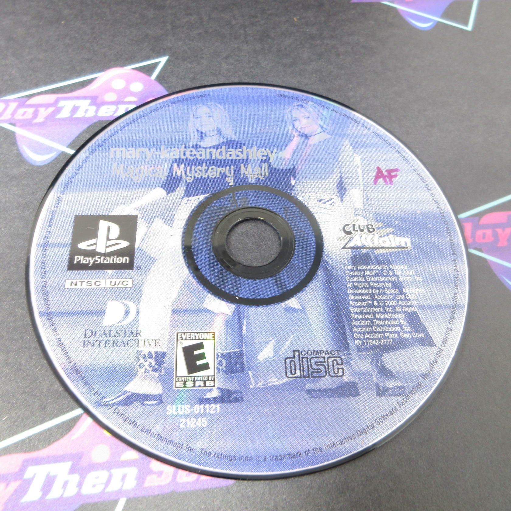 Mary-Kate and Ashley Magical Mystery Mall + Reg Card PS1 DD Complete CIB - Very Good