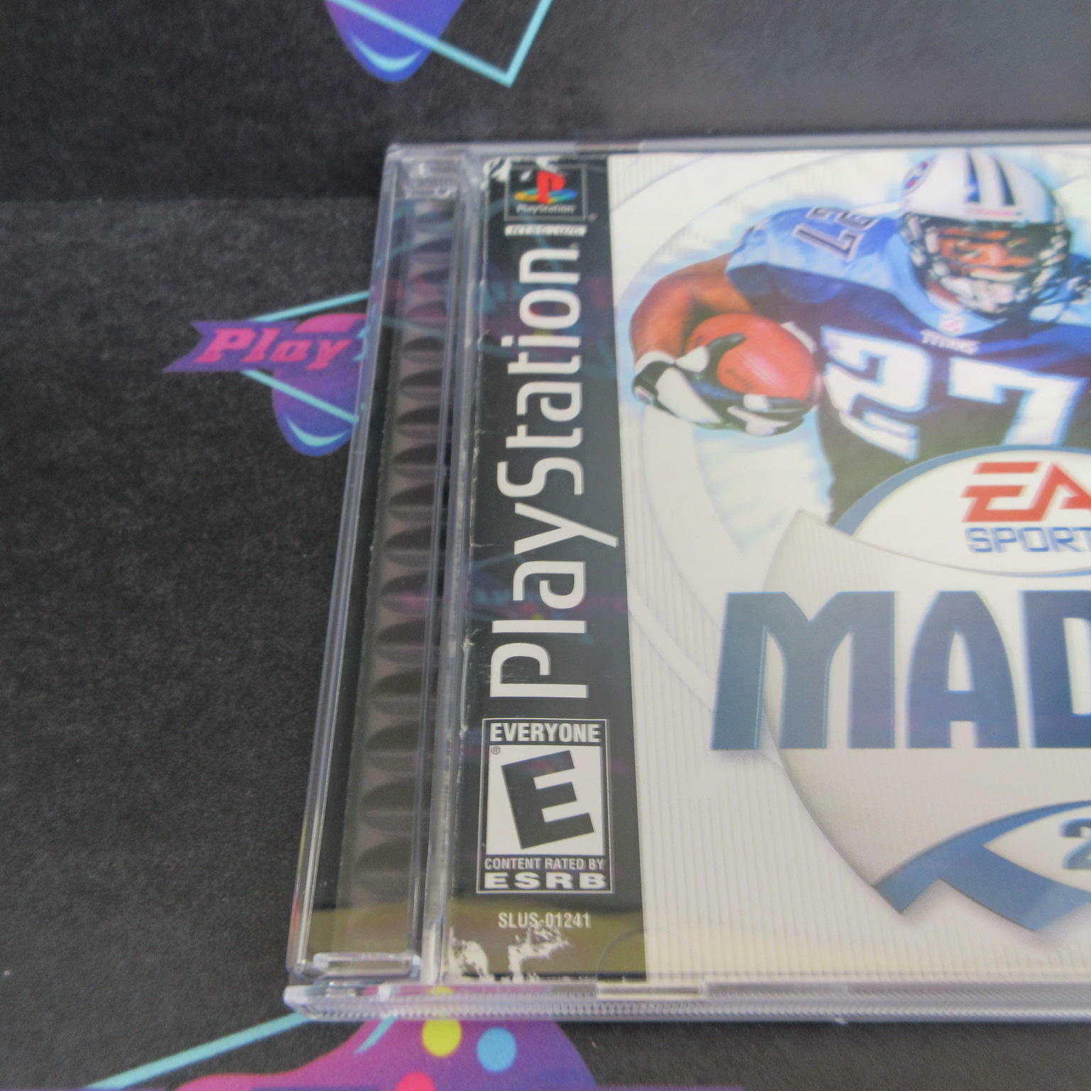 Madden NFL 2001 + Reg Card PS1 PlayStation 1 MD Complete - Very Good