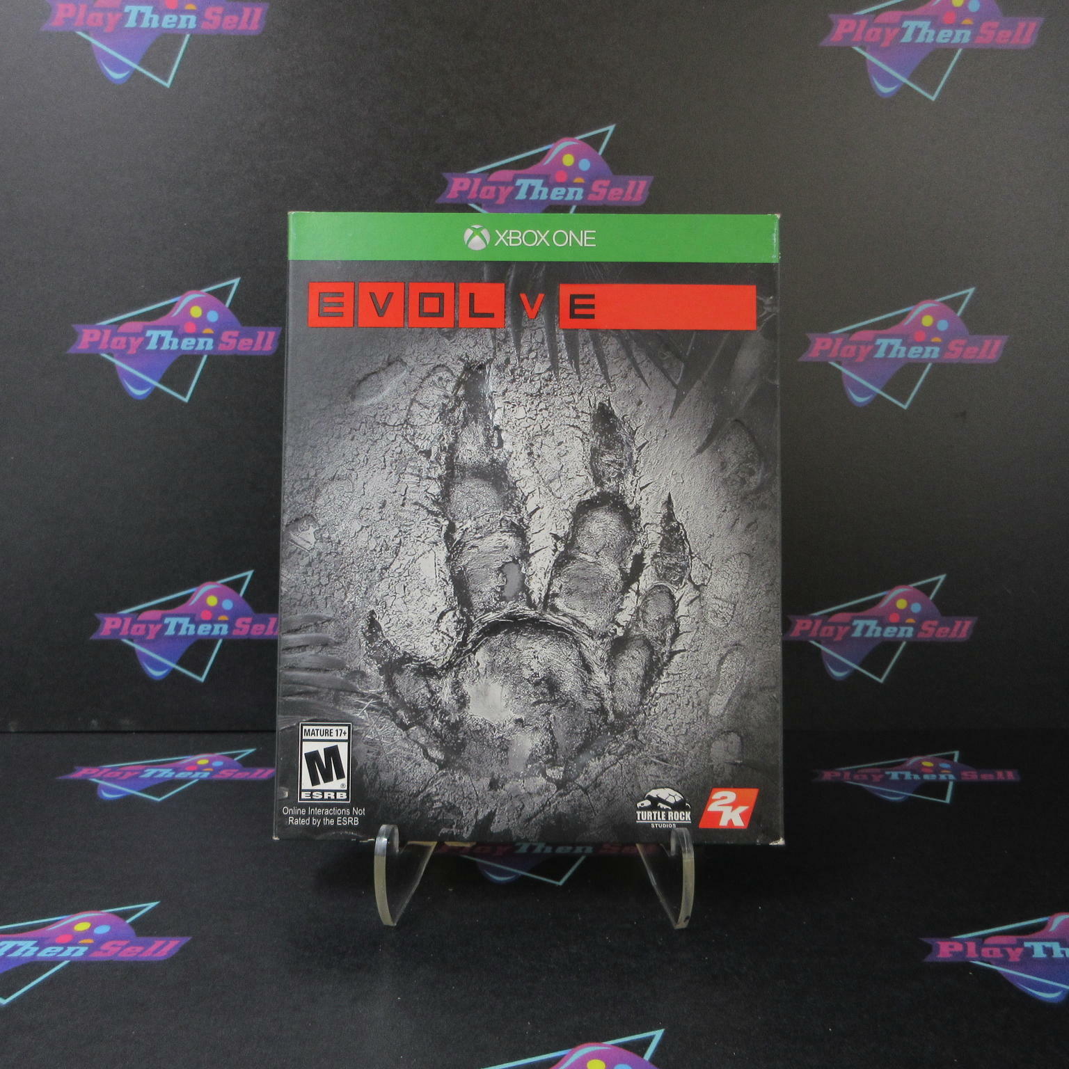 Evolve Xbox One + Sleeve - Like New