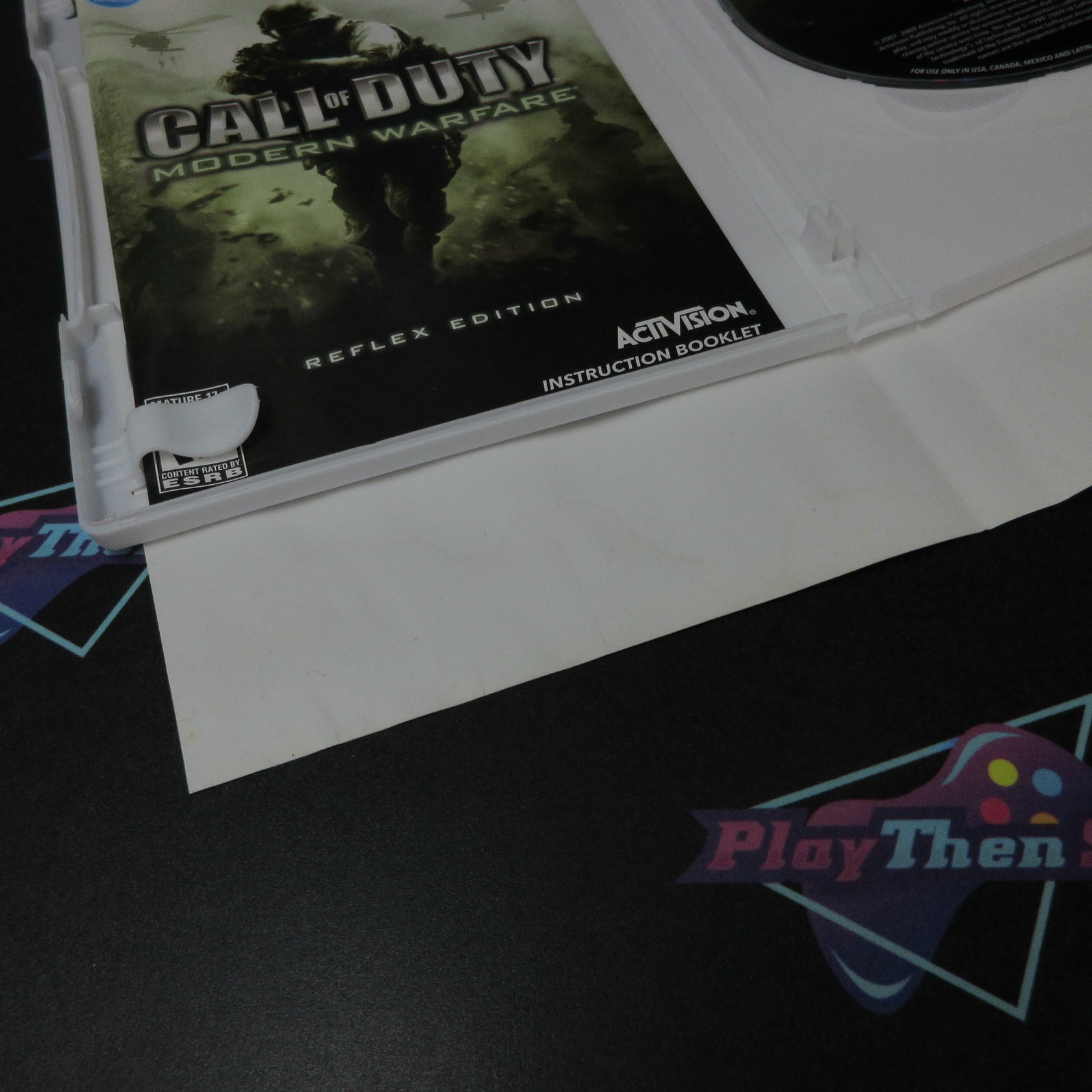 Call of Duty Modern Warfare Reflex Nintendo Wii AD Complete CIB - Very Good