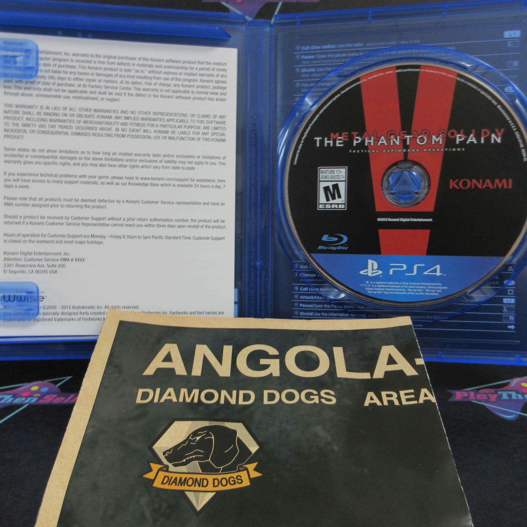 Metal Gear Solid 5 V The Phantom Pain Day One PS4 + Map - Like New