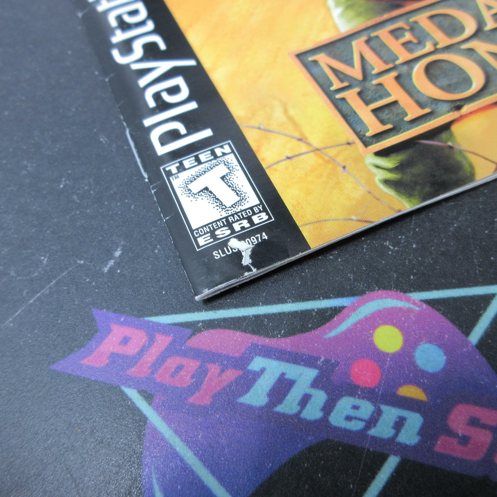 Medal Of Honor PS1 PlayStation 1 MD Complete CIB - Very Good