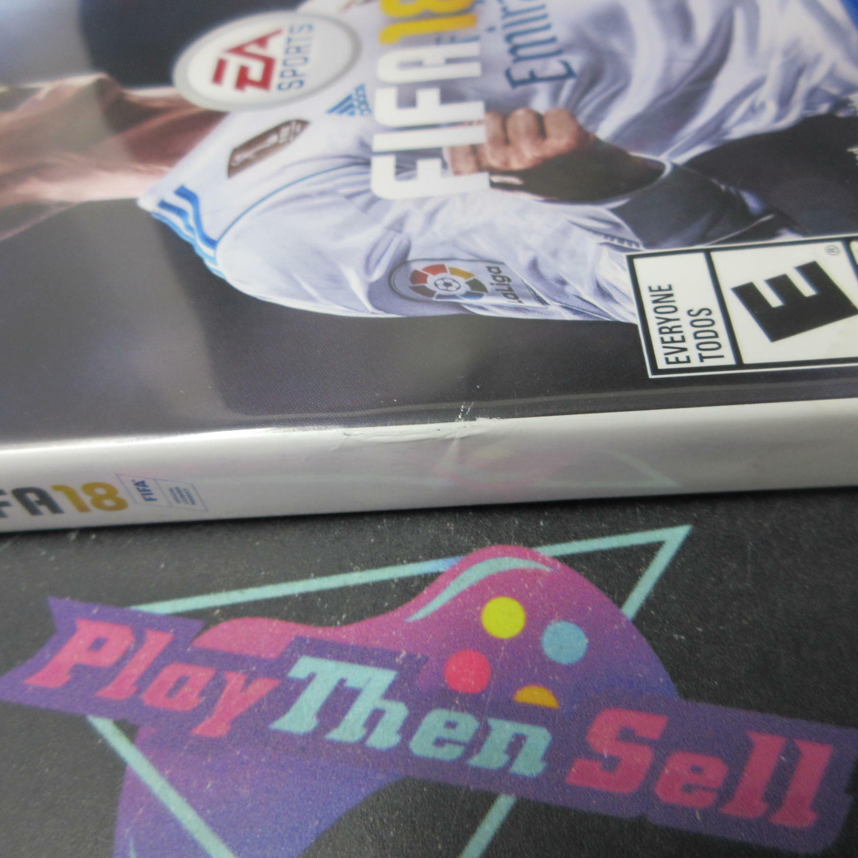 FIFA 18 PS4 PlayStation 4 AD Complete CIB - Very Good