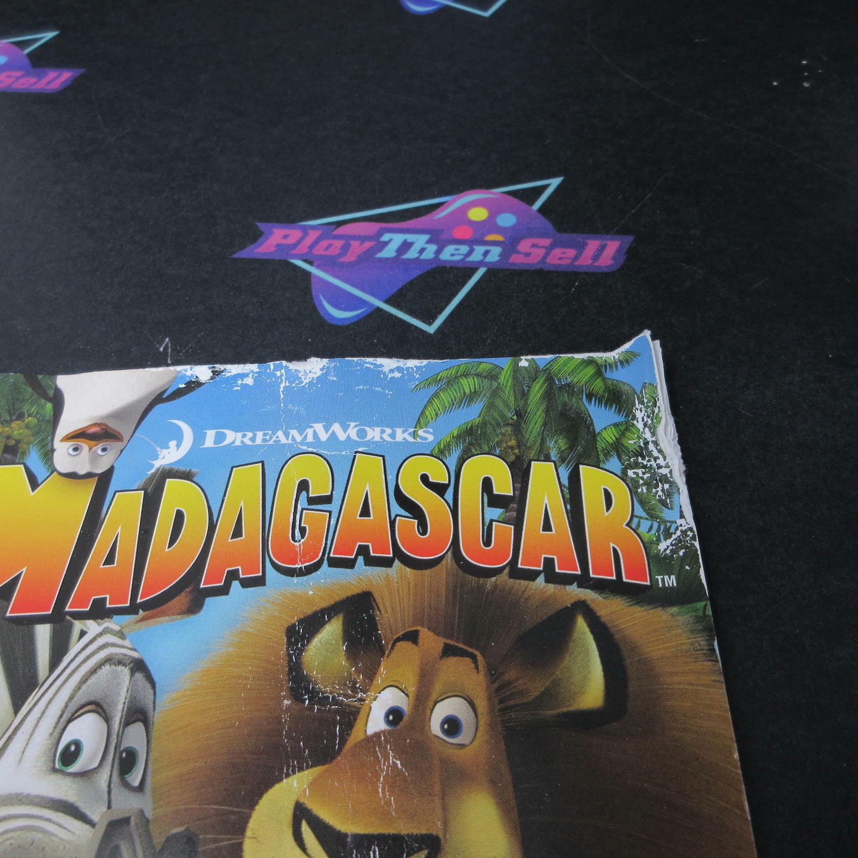 Madagascar PS2 PlayStation 2 AD/MD Complete CIB - Very Good
