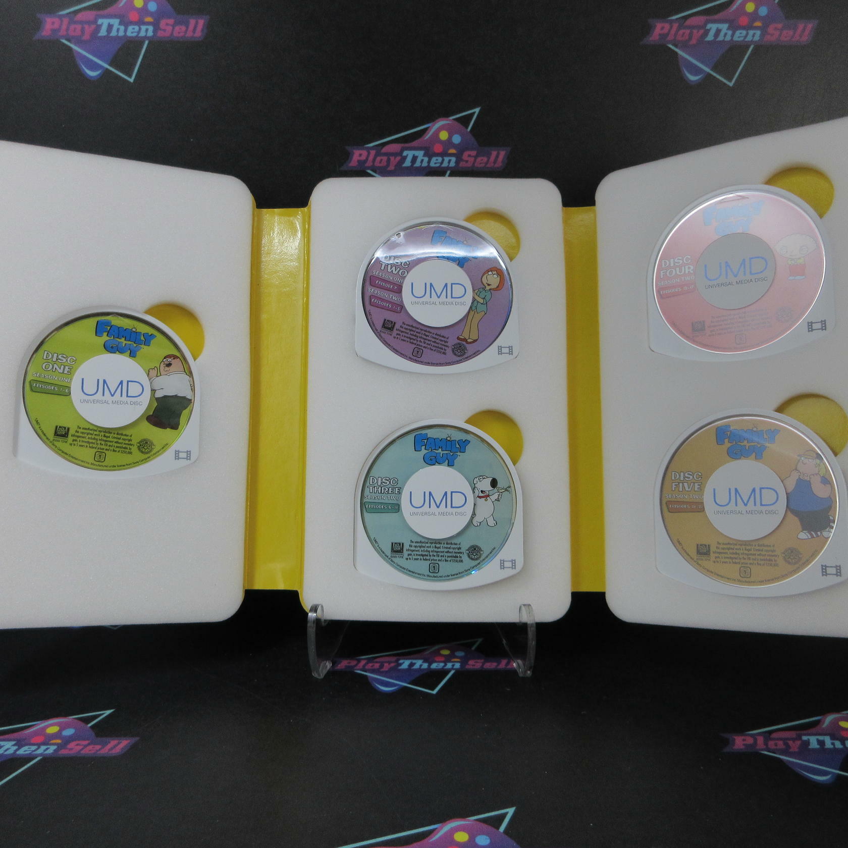 Family Guy Vol 1 Seasons 1 & 2 Sony PSP AD Complete CIB - Very Good