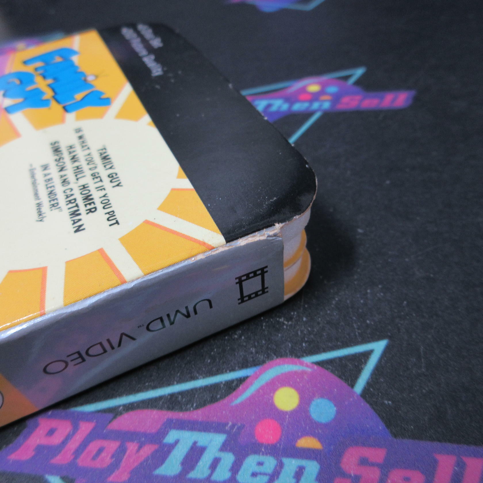 Family Guy Vol 1 Seasons 1 & 2 Sony PSP AD Complete CIB - Very Good