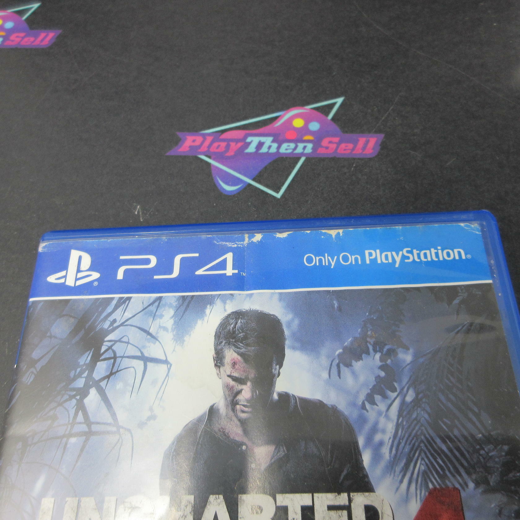 Uncharted 4 A Thief's End PS4 PlayStation 4 AD Complete CIB - Very Good