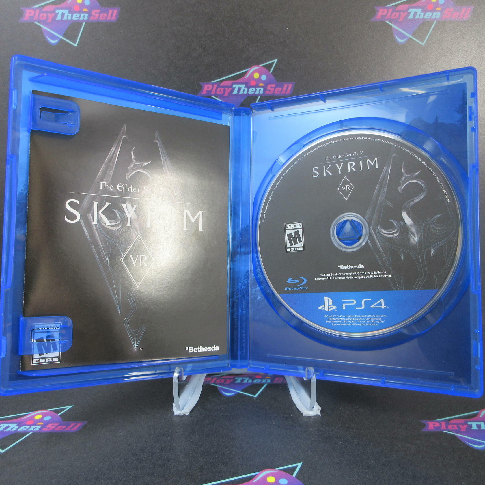 Skyrim VR PS4 PlayStation 4 - Like New