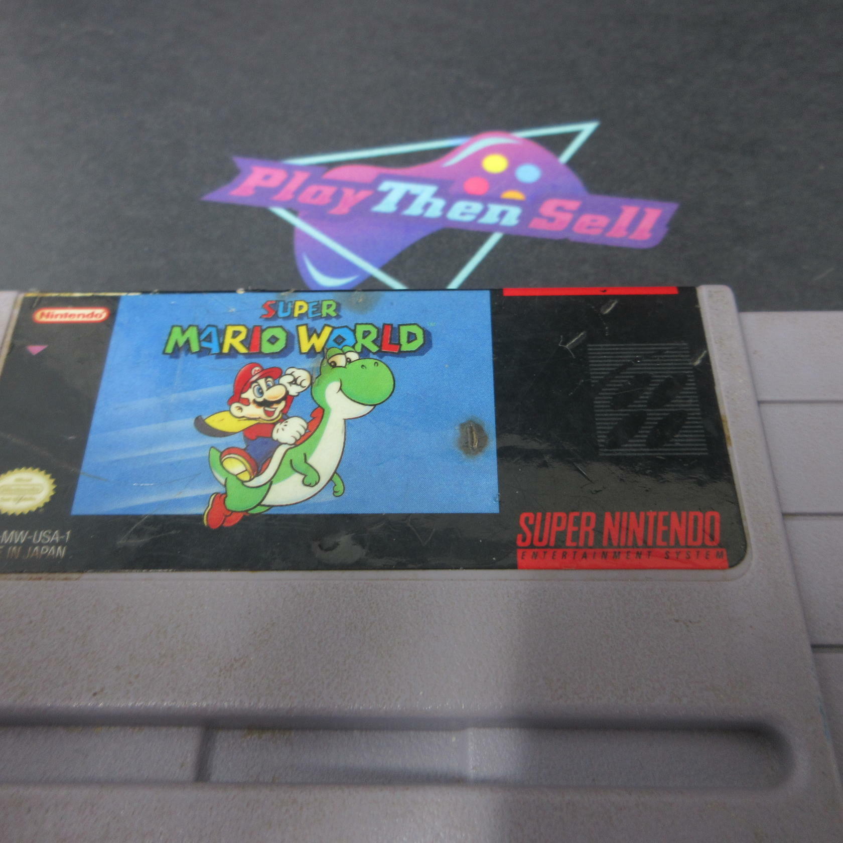 Super Mario World Super Nintendo SNES Cartridge Only AD Authentic / Tested - Very Good