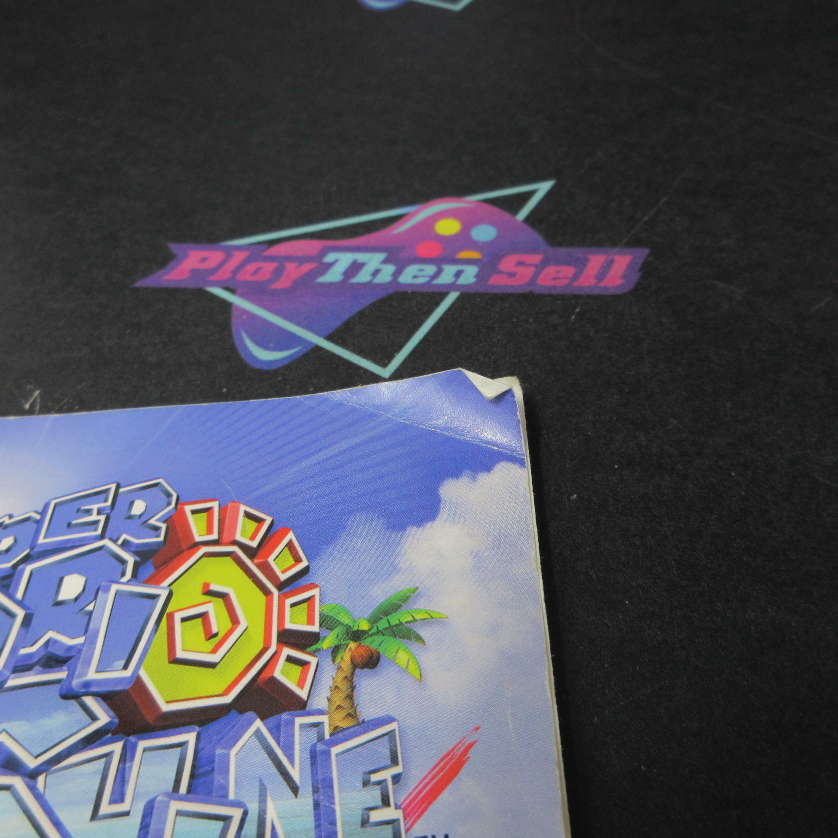 Super Mario Sunshine Nintendo GameCube K-Mart MD Complete CIB - Very Good