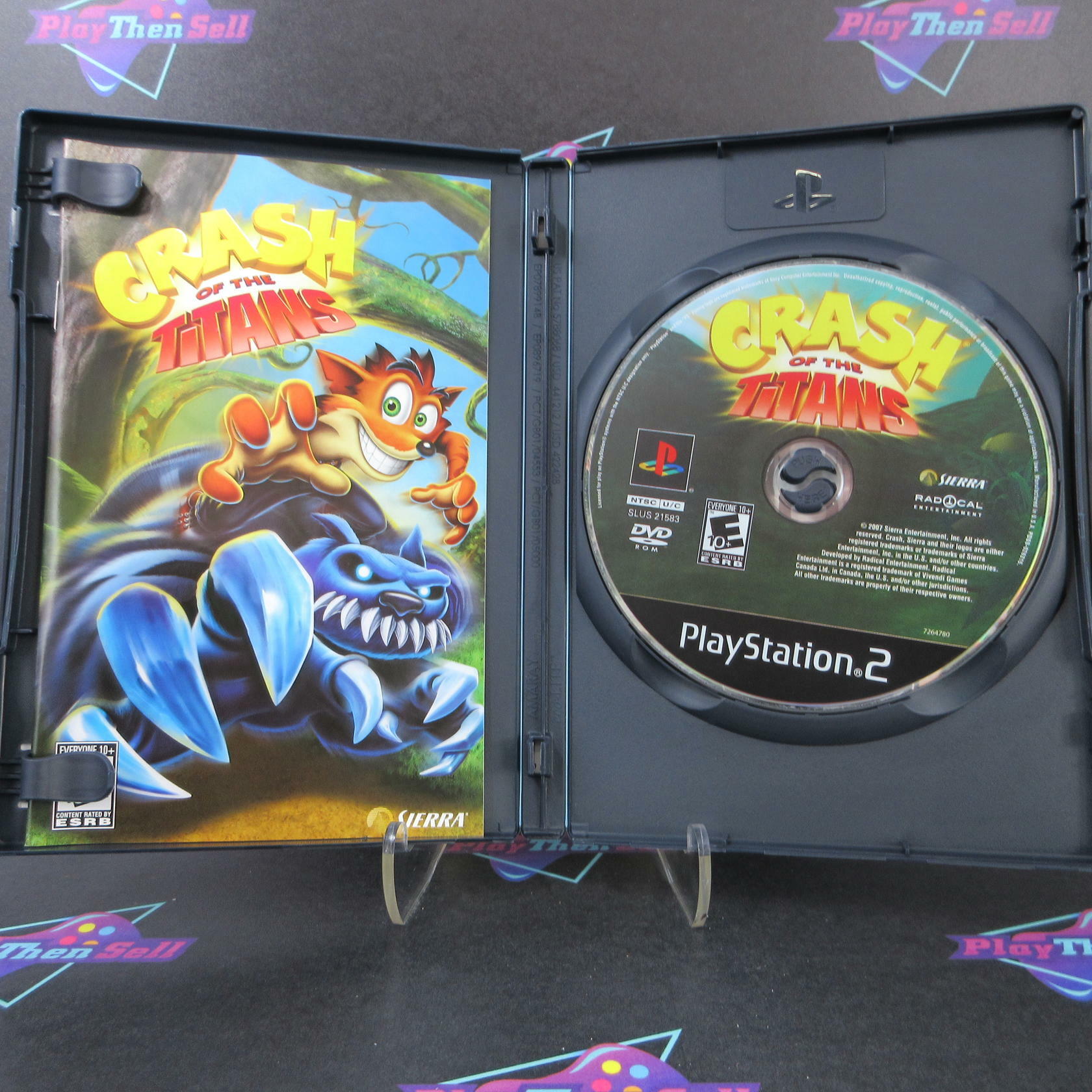 Crash of the Titans PS2 PlayStation 2 Black Label - Like New