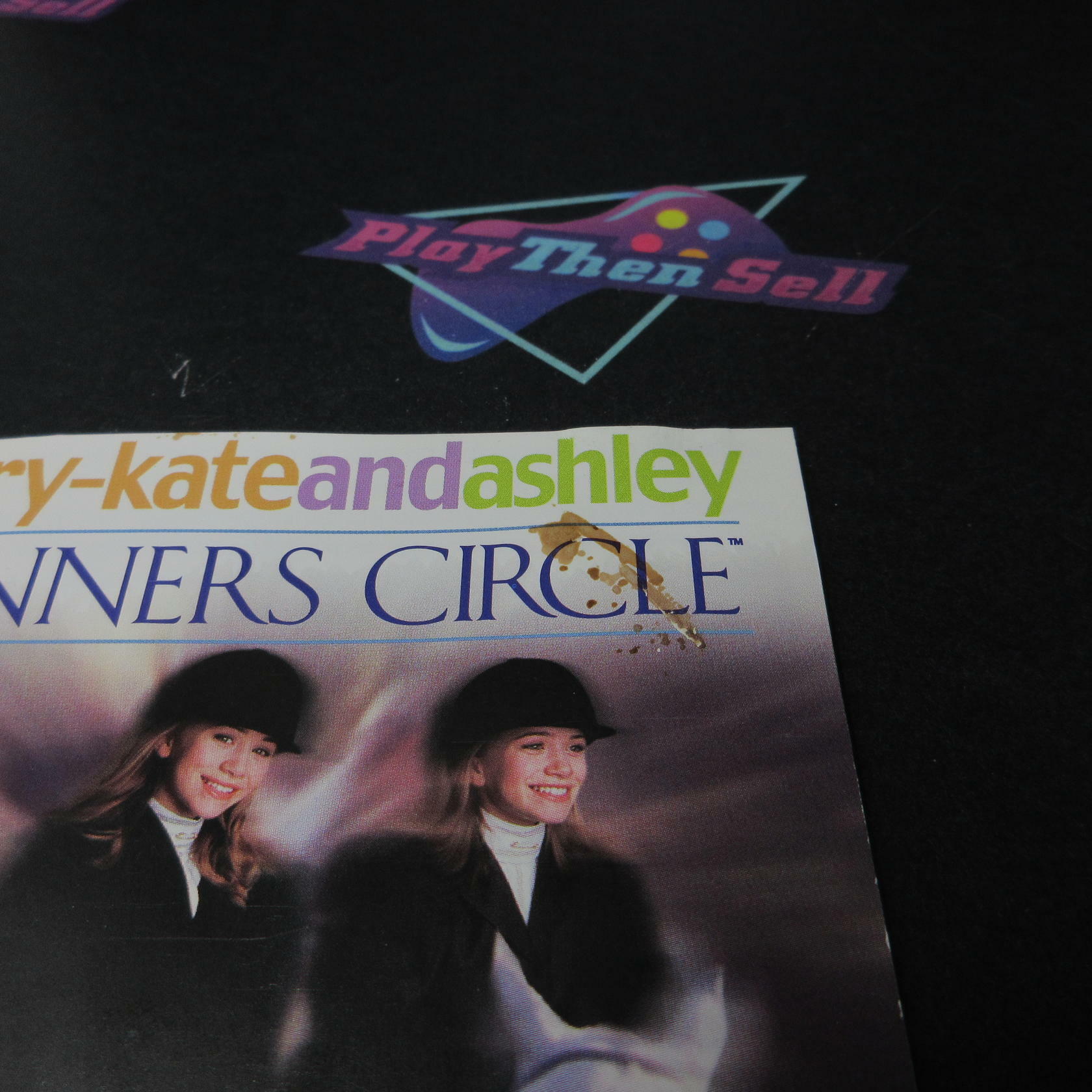 Mary Kate & Ashley's Winner Circle + Reg Card PS1 PlayStation 1 MD CIB - Very Good