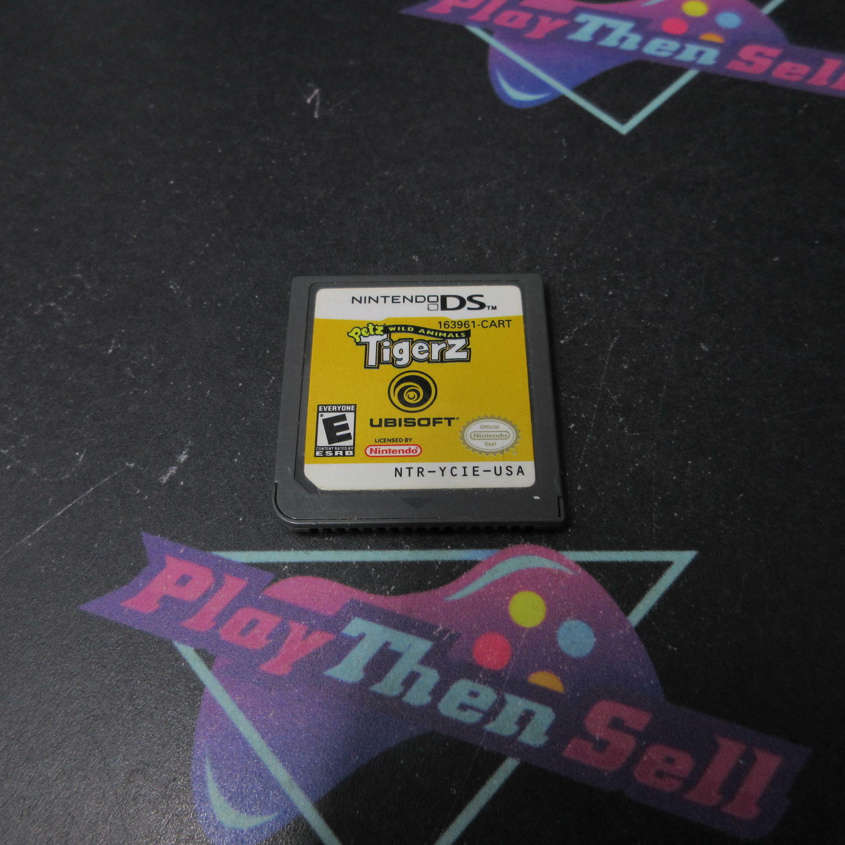 Petz Wild Animals Tigerz Nintendo DS AD Complete CIB - Very Good
