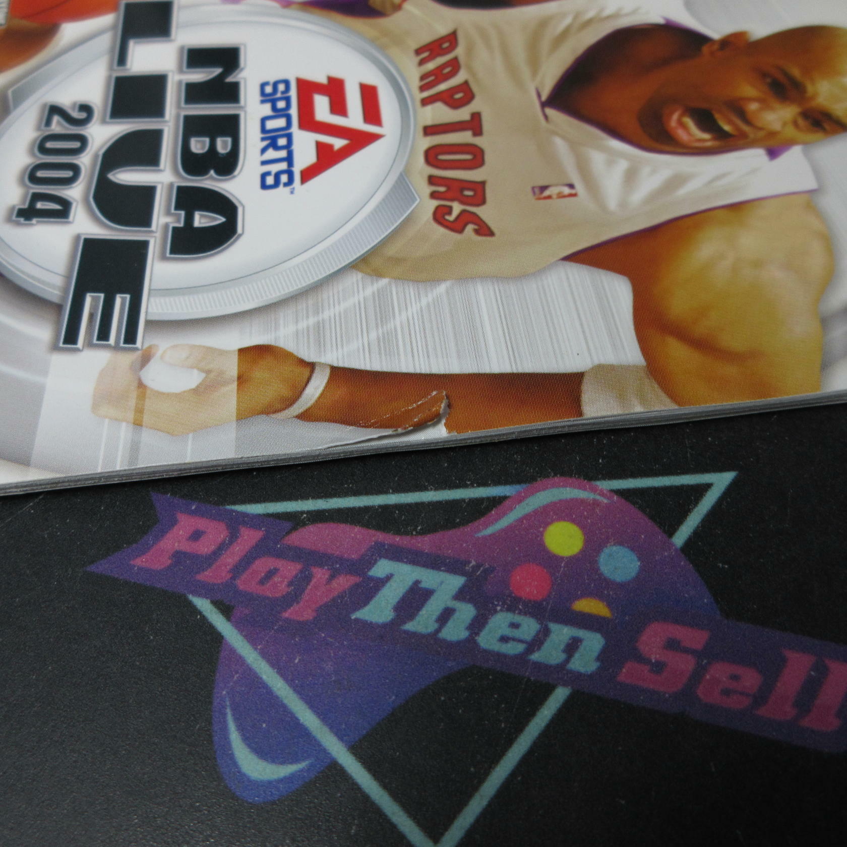 NBA Live 2004 PS2 PlayStation 2 MD Complete CIB - Very Good