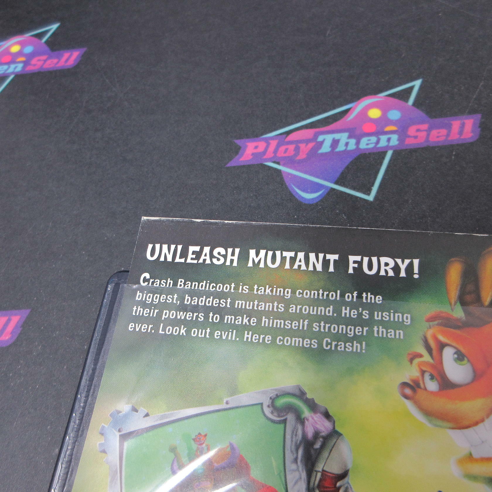 Crash Mind Over Mutant PS2 PlayStation 2 AD/MD Complete CIB - Very Good