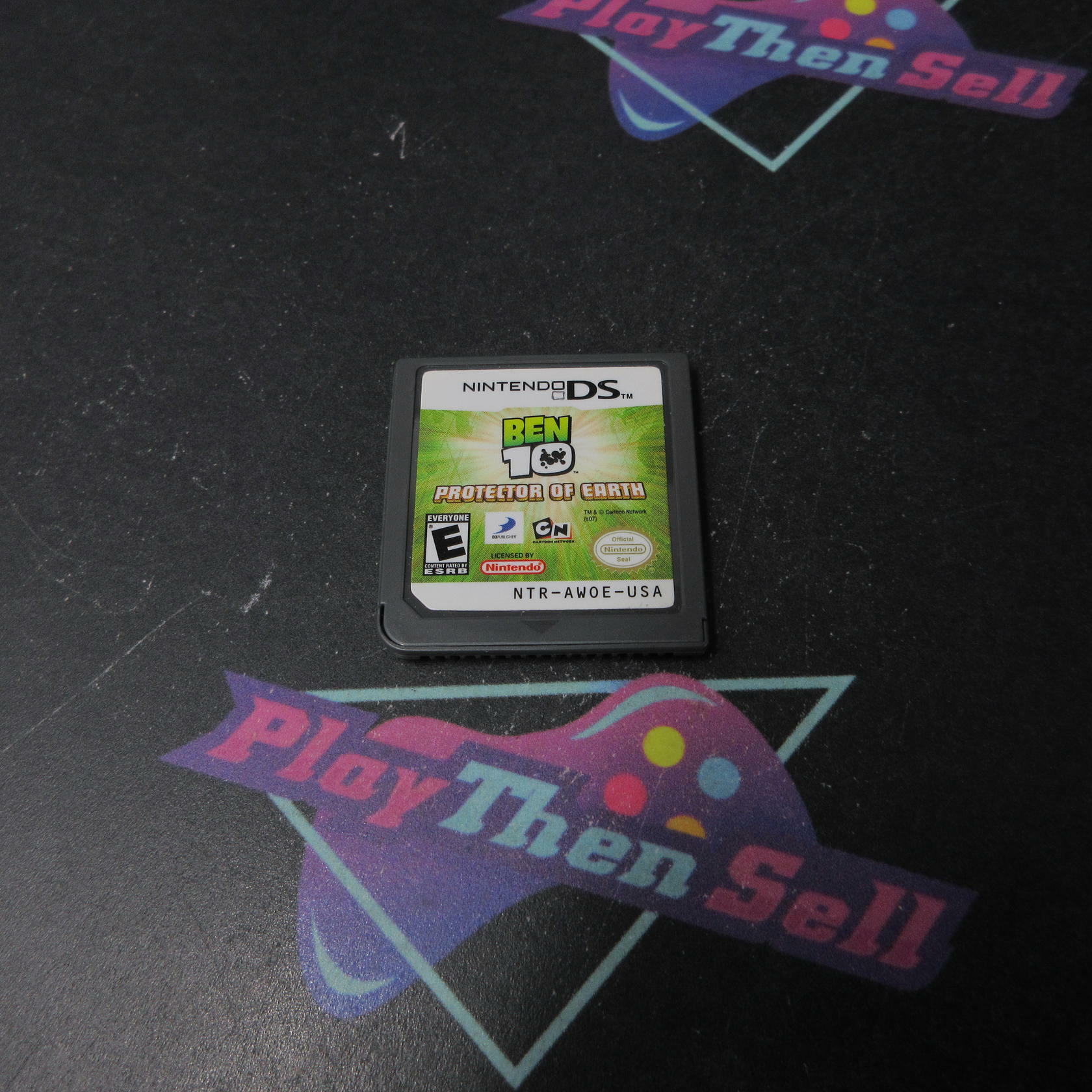 Ben 10 Protector of Earth Nintendo DS - Like New