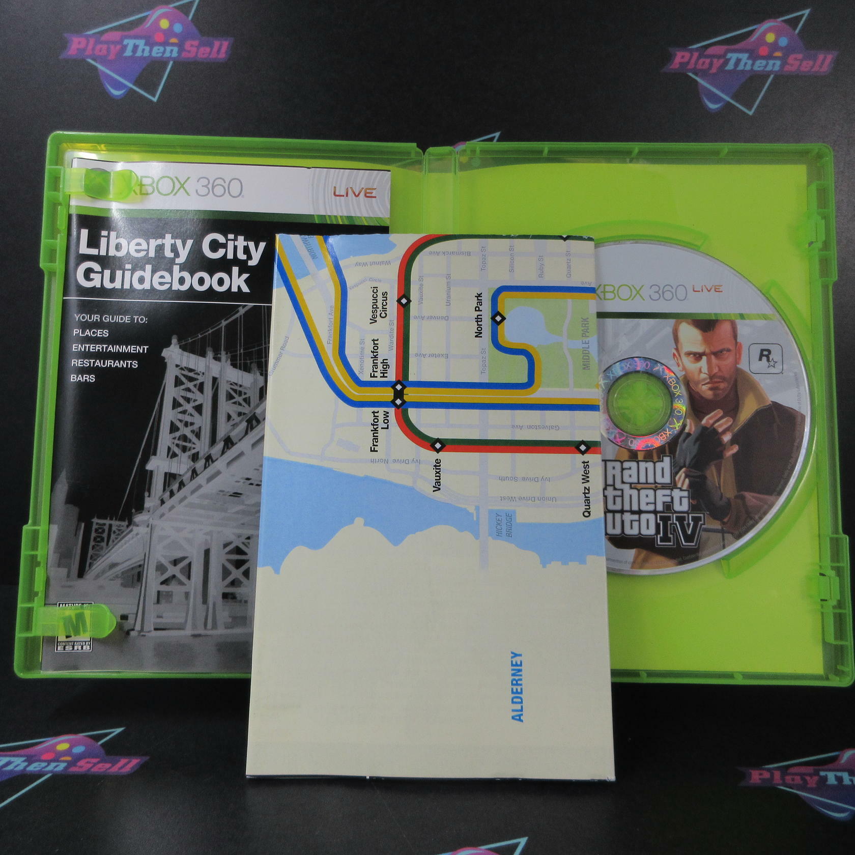 Grand Theft Auto IV Xbox 360 + Map Complete - Very Good