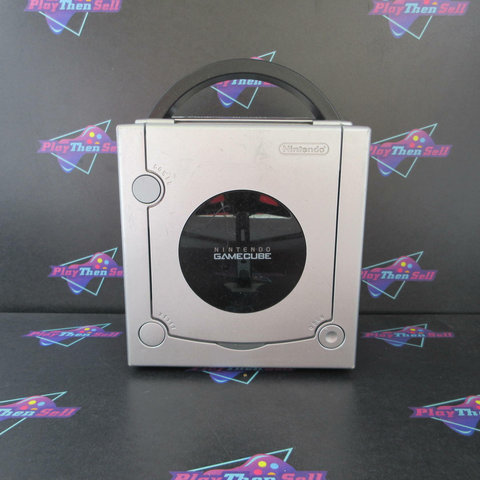 - Nintendo GameCube Console Platinum + OEM Controller - Very Good - Refurbished