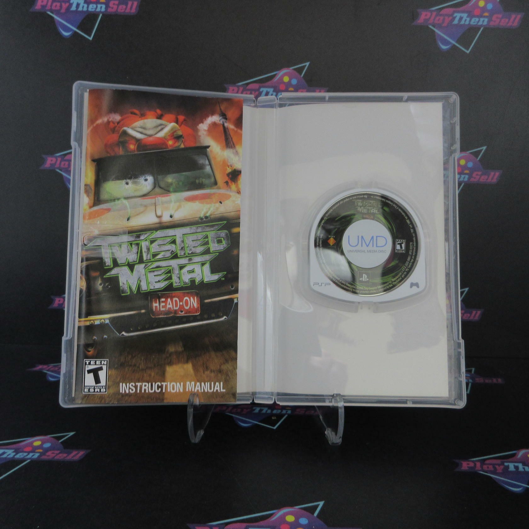 Twisted Metal Head-On  Sony PSP + Reg Card - Like New