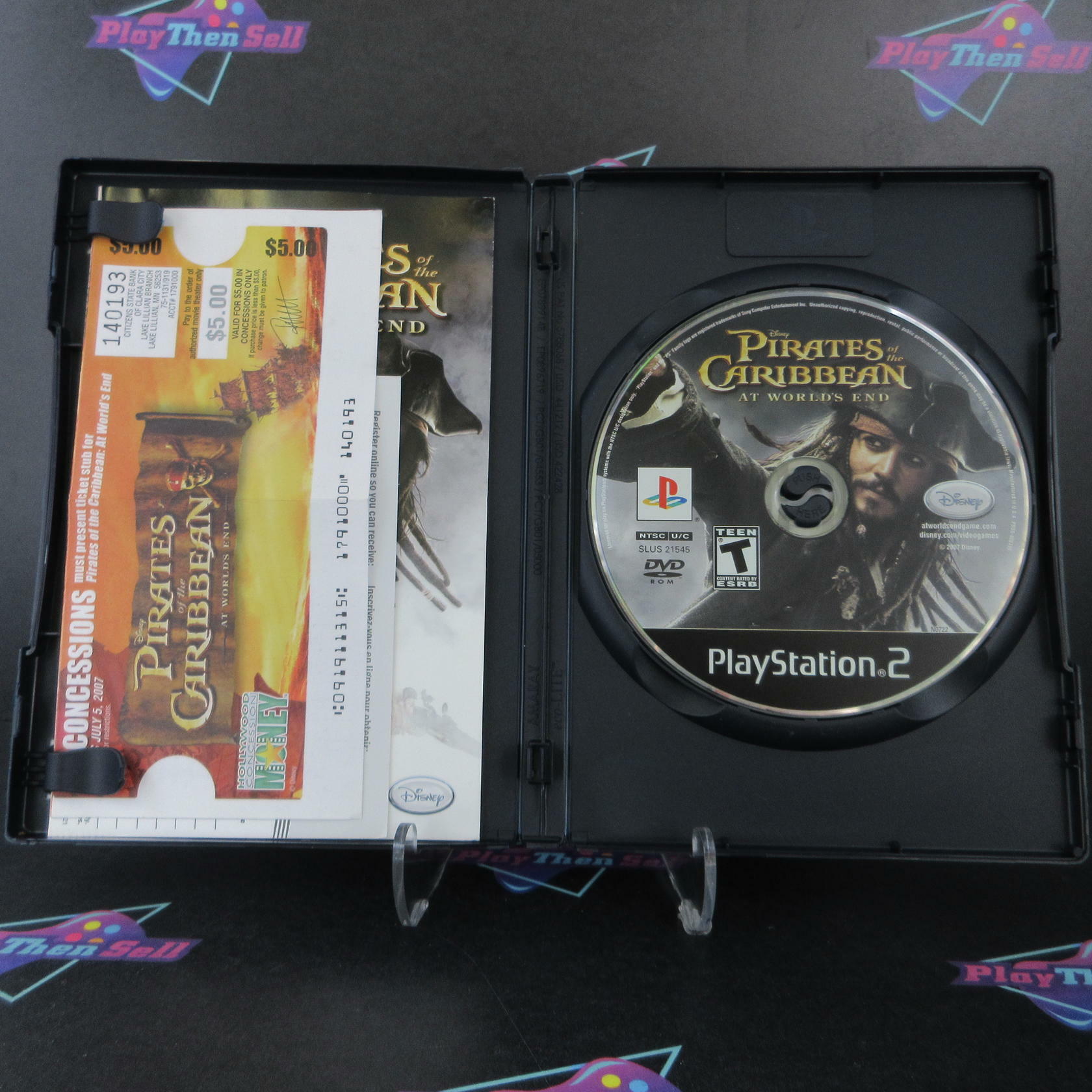 Pirates Of The Caribbean 3 At Worlds End PS2 PlayStation 2 + Reg / Movie Ticket - Like New