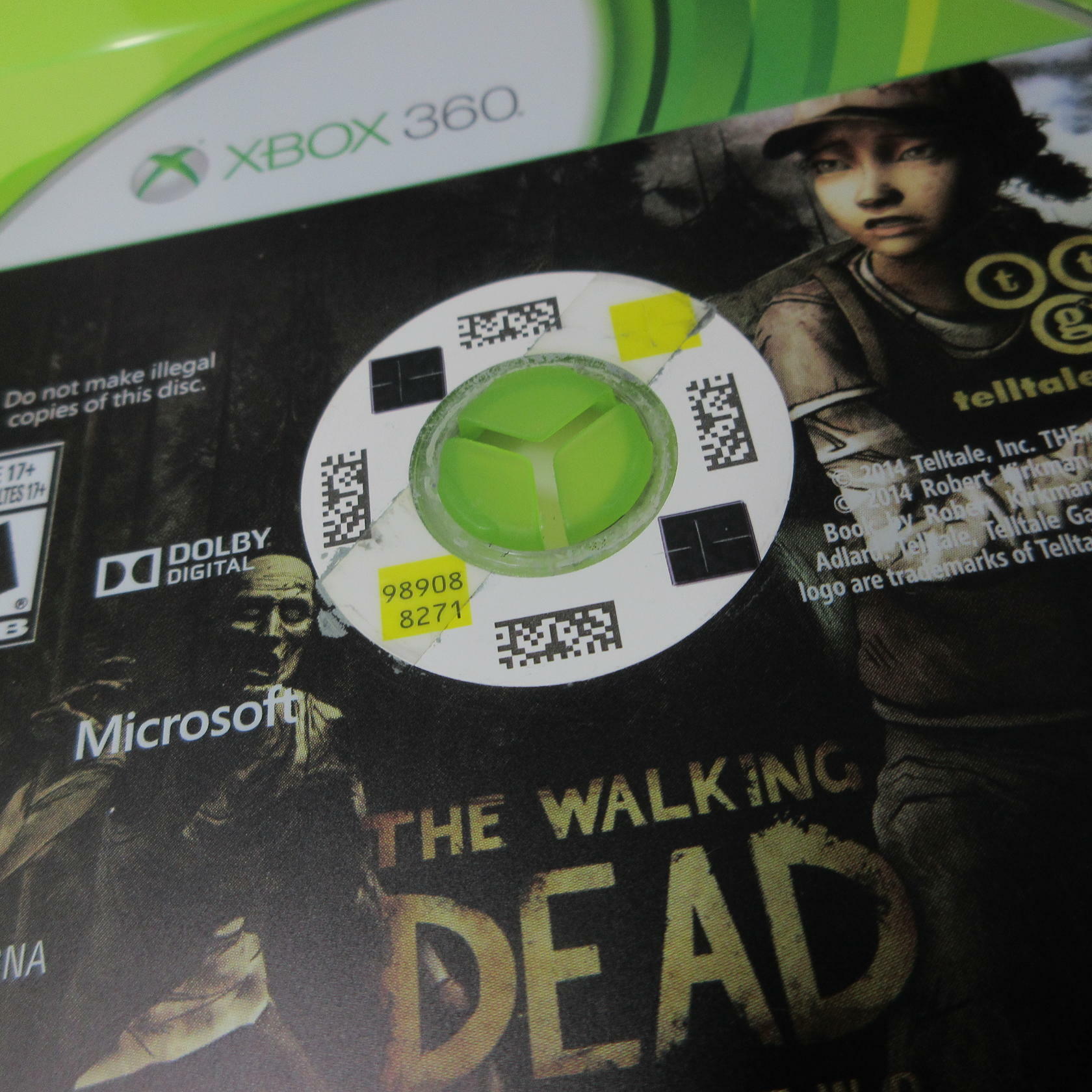 The Walking Dead Season 2 Xbox 360 DD Complete CIB - Very Good