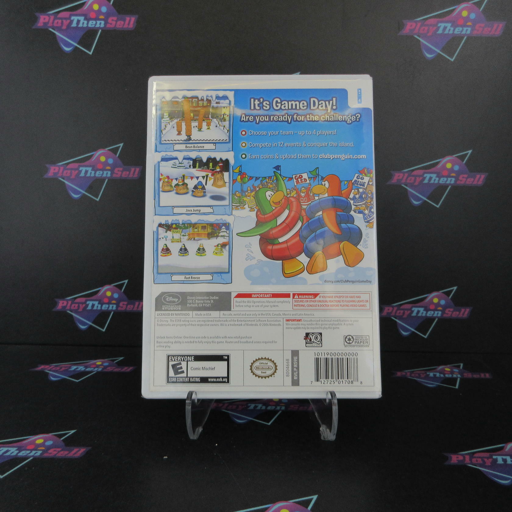 Club Penguin Game Day! Nintendo Wii - Like New