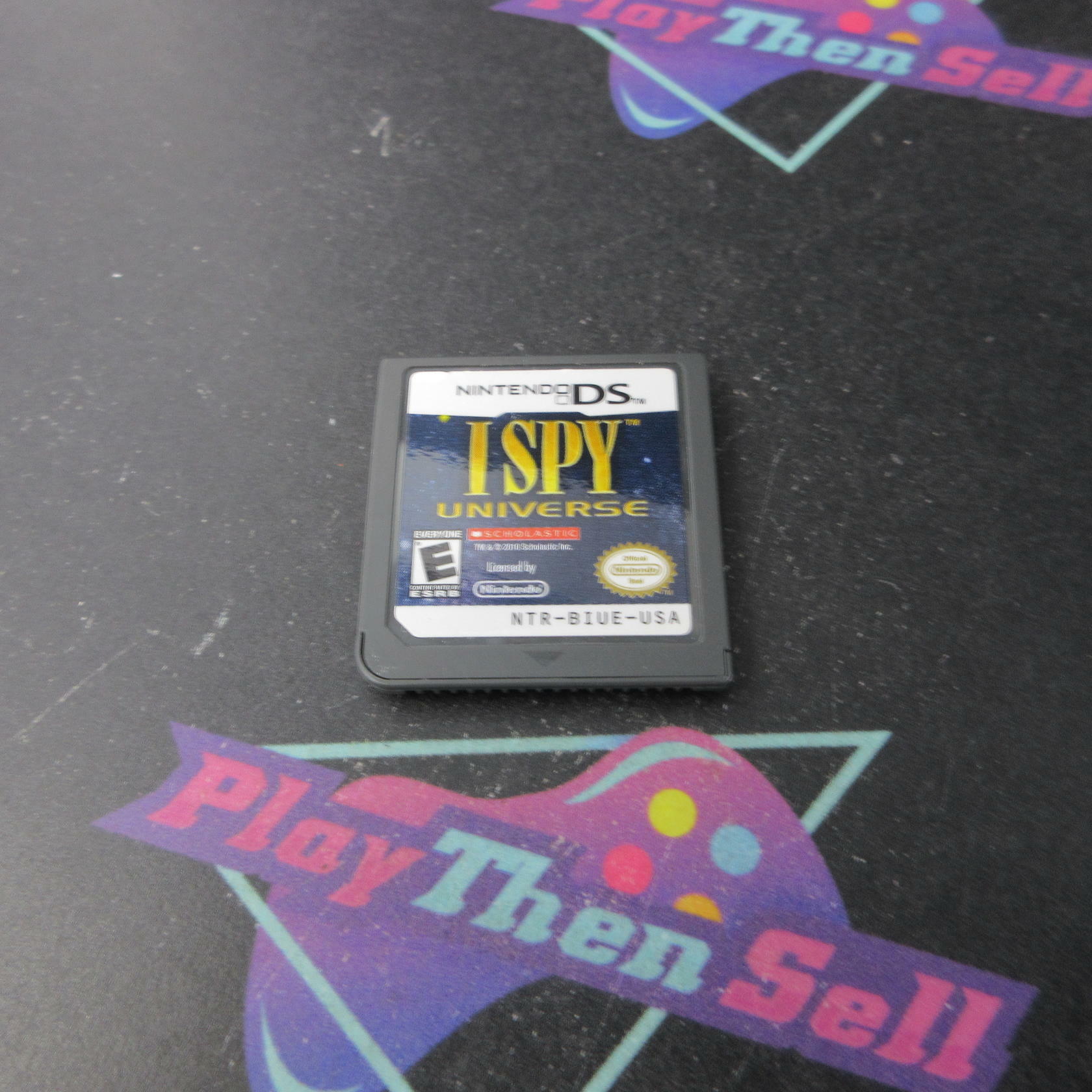I Spy Universe Nintendo DS AD Complete CIB - Very Good