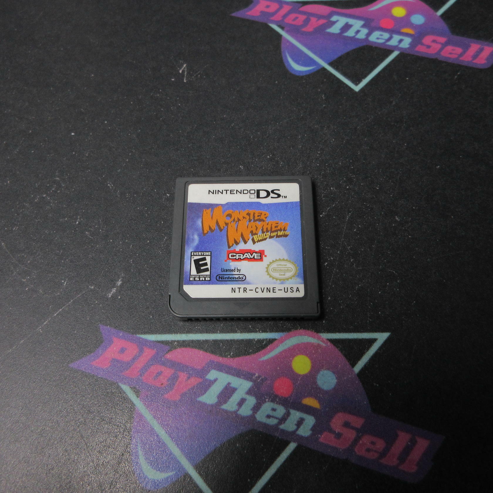Monster Mayhem Build & Battle Nintendo DS - Like New
