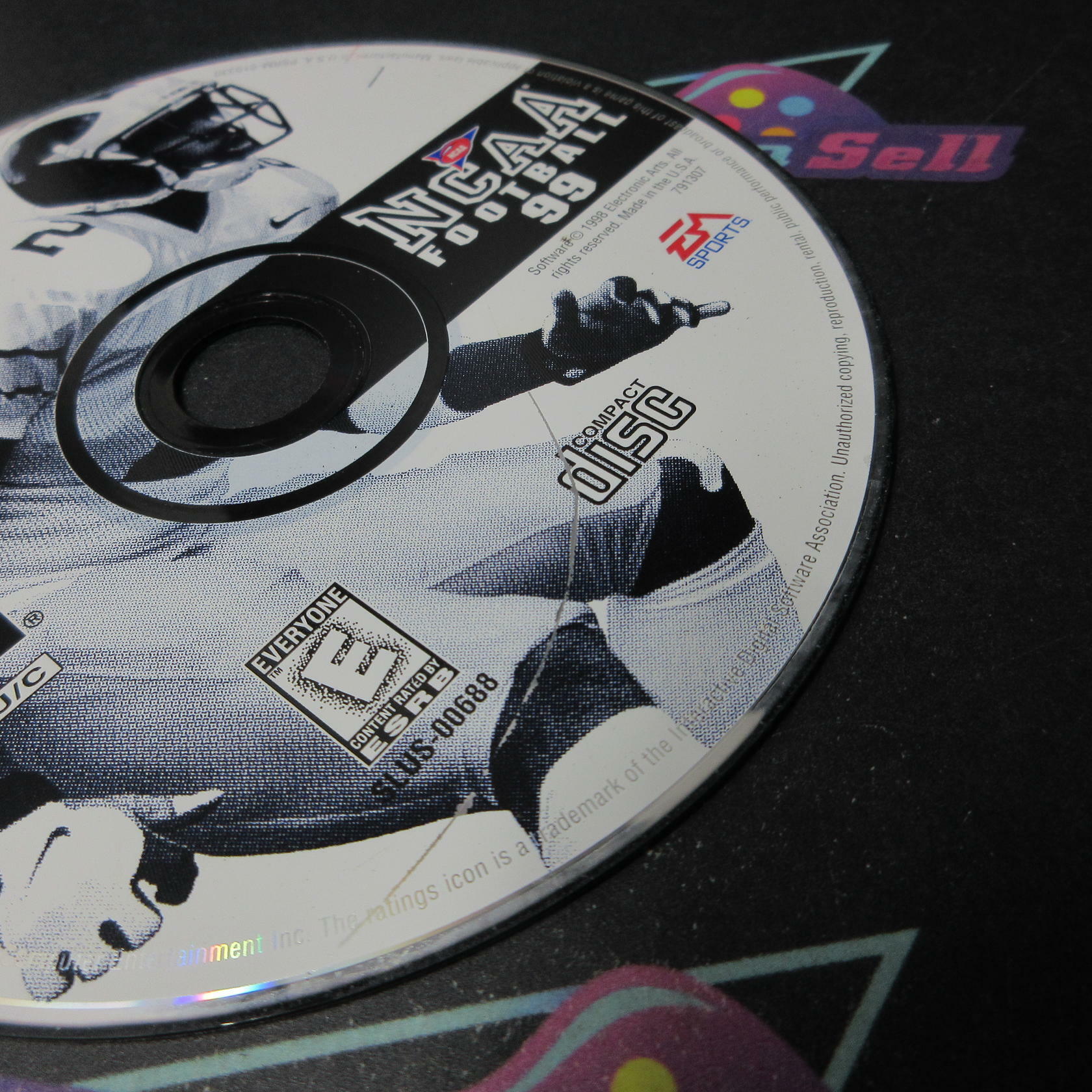 NCAA Football 99 PS1 PlayStation 1 MD/DD + Reg Card Complete CIB - Very Good