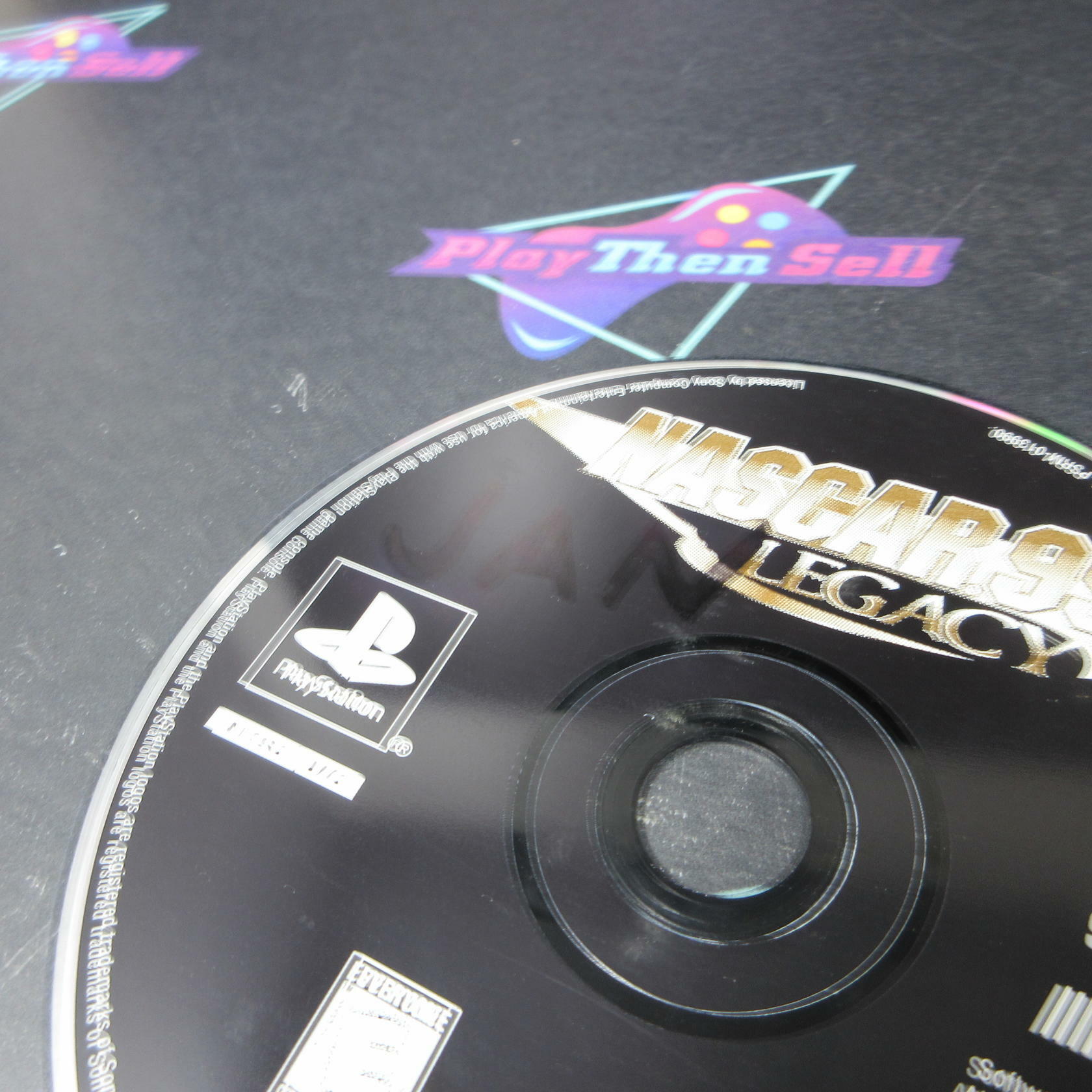 Nascar 99 Legacy Collector's Edition PS1 PlayStation 1 MD/DD + Reg Card CIB - Very Good