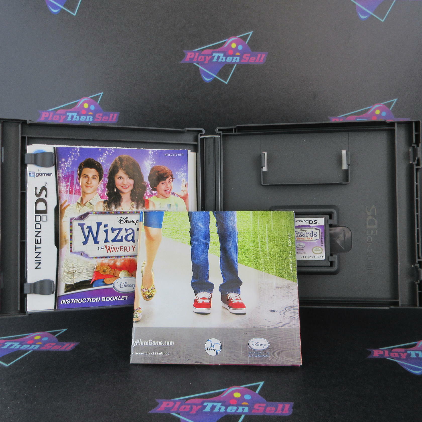 Wizards of Waverly Place Nintendo DS AD + Poster Complete CIB - Very Good